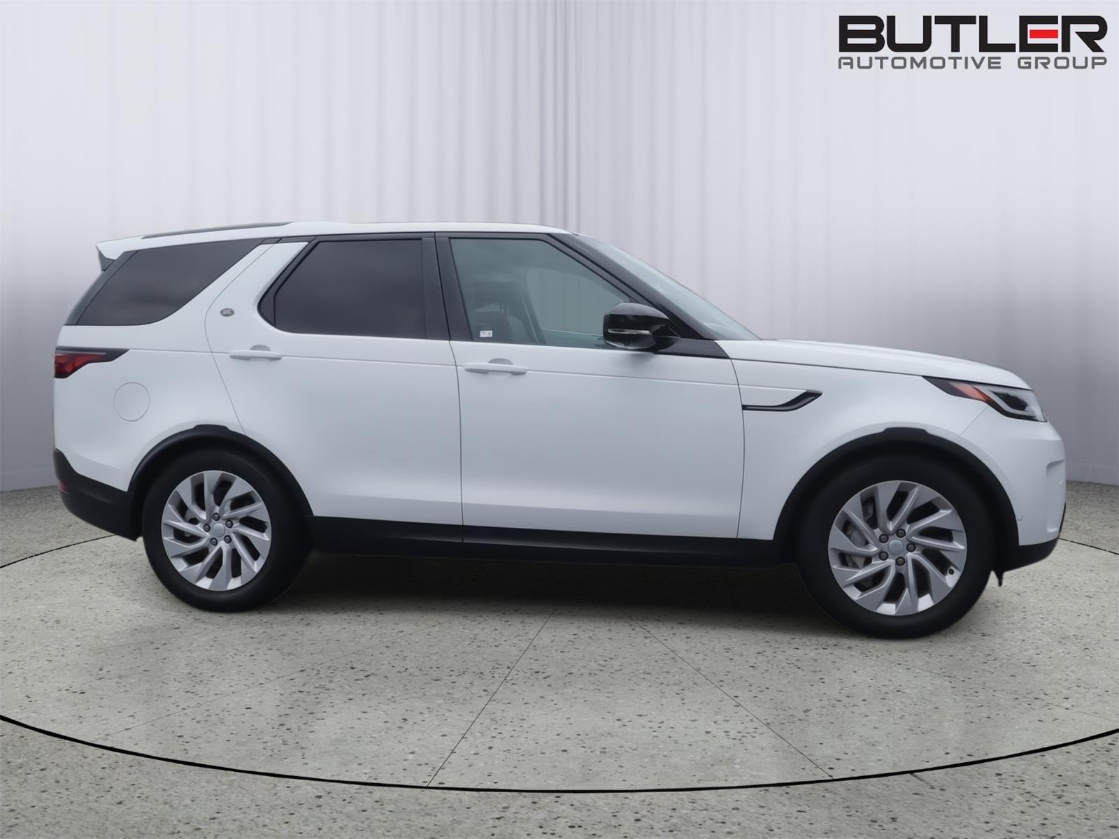 Used 2024 Land rover Discovery SUV