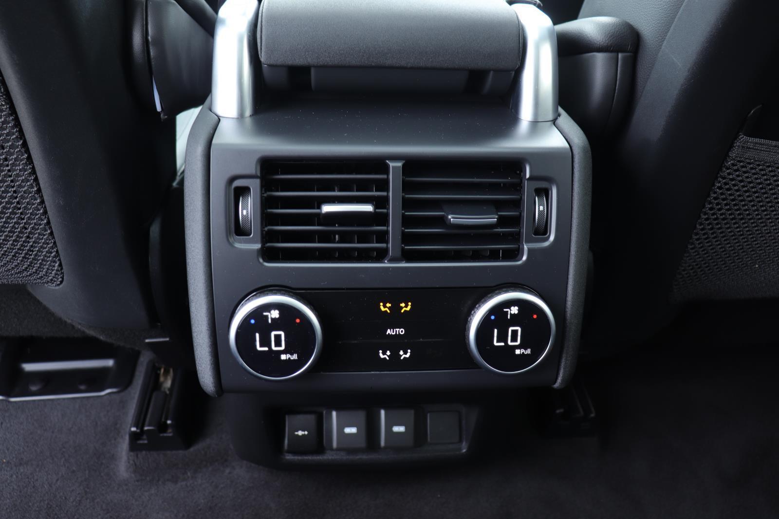 Used 2024 Land rover Discovery SUV