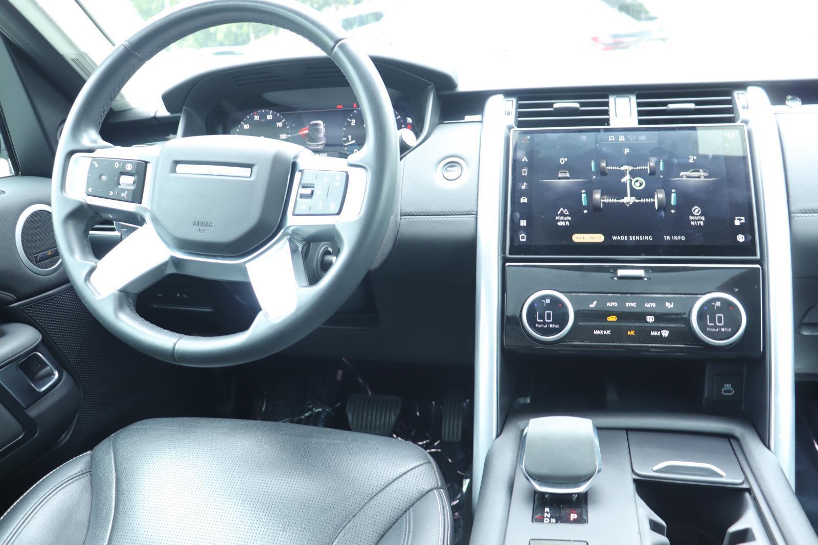 Used 2024 Land rover Discovery SUV