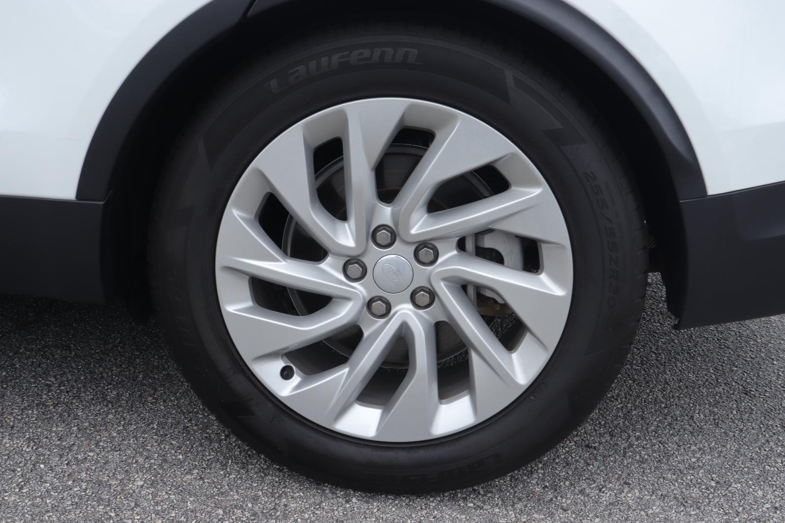 Used 2024 Land rover Discovery SUV