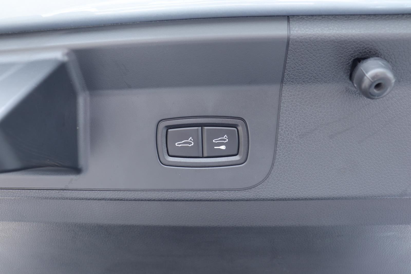 Used 2023 Porsche Panamera Hatchback