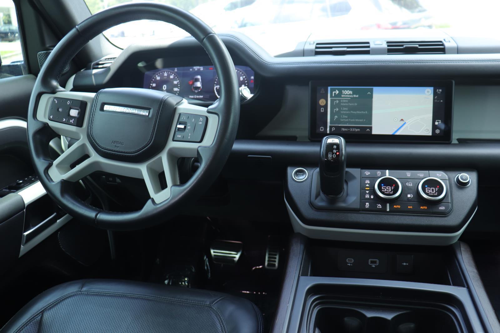 Used 2020 Fuji White Land Rover HSE image 25