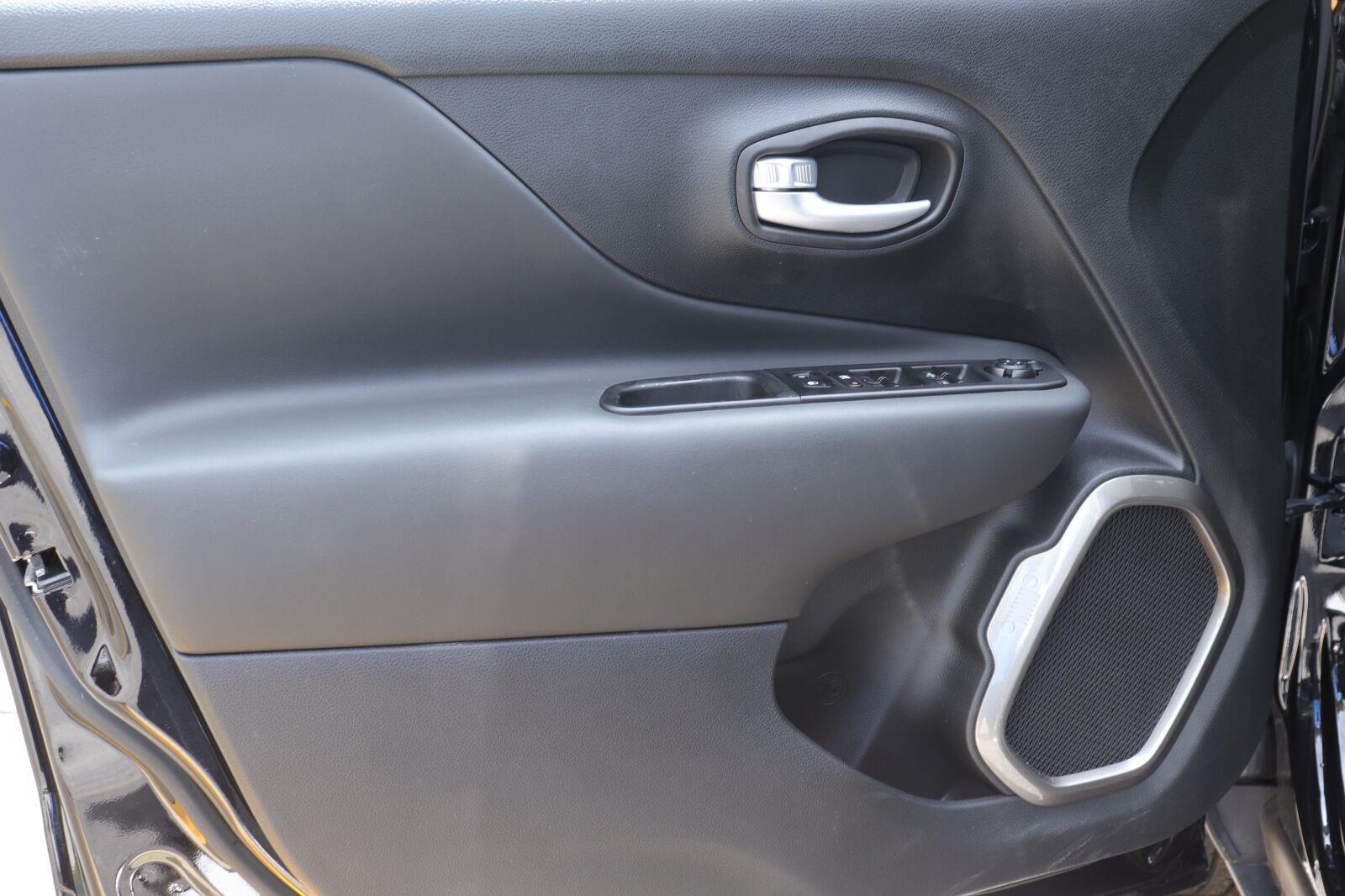 Used 2023 Jeep Renegade SUV