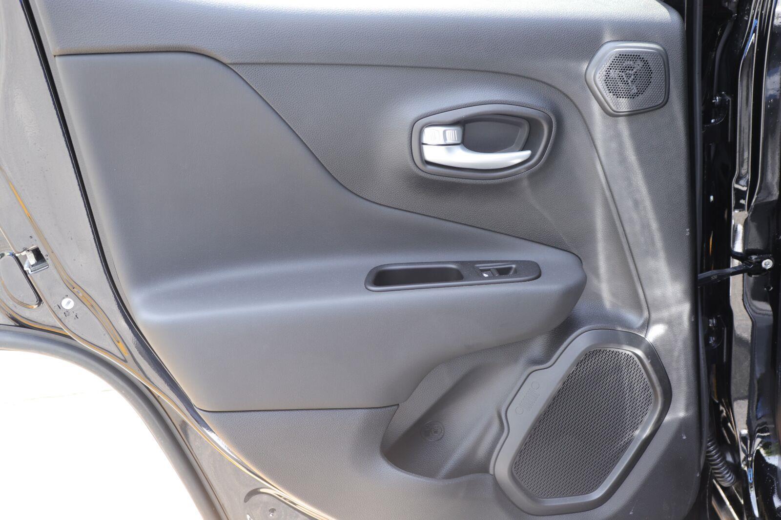 Used 2023 Jeep Renegade SUV
