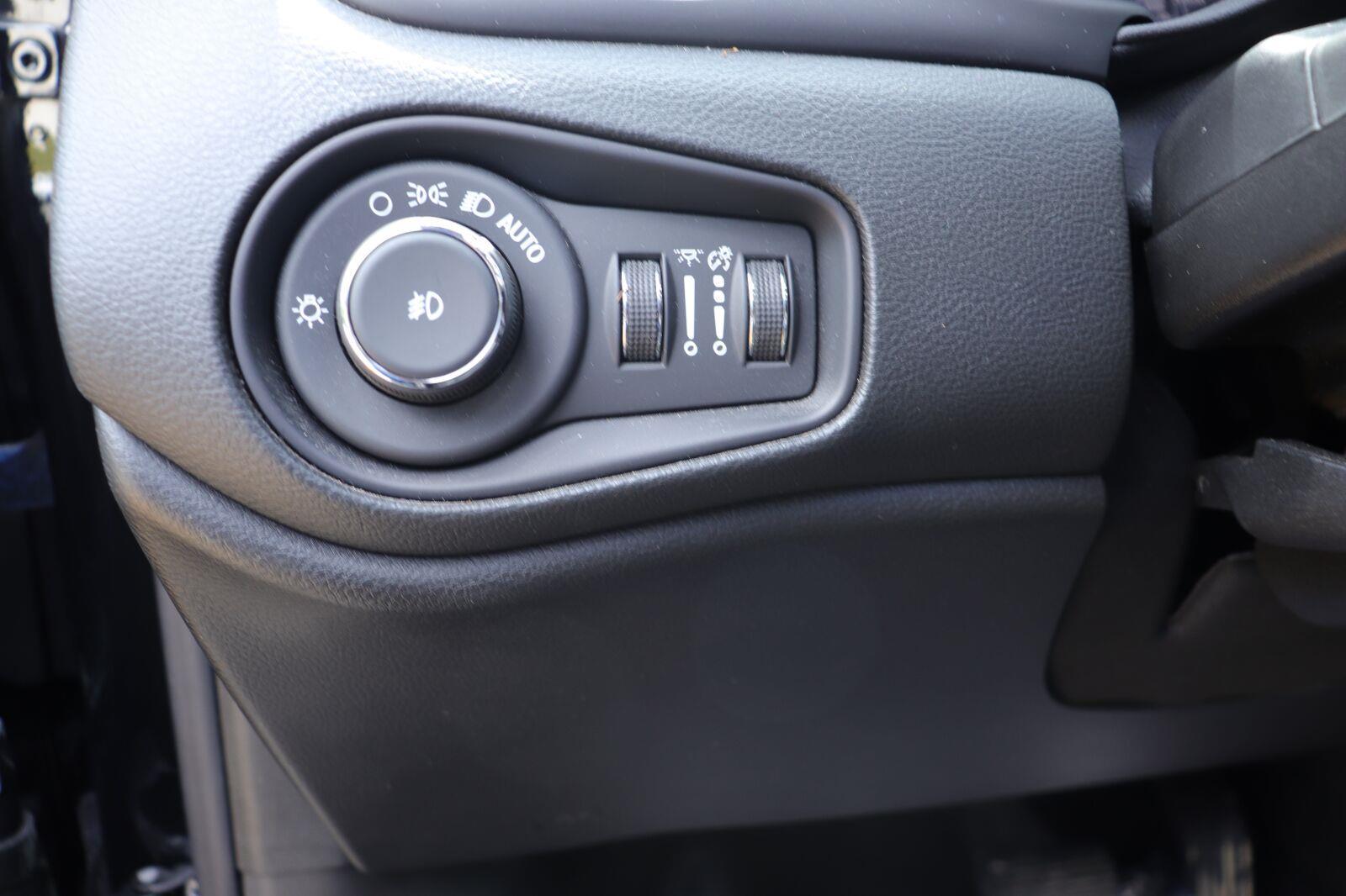 Used 2023 Jeep Renegade SUV
