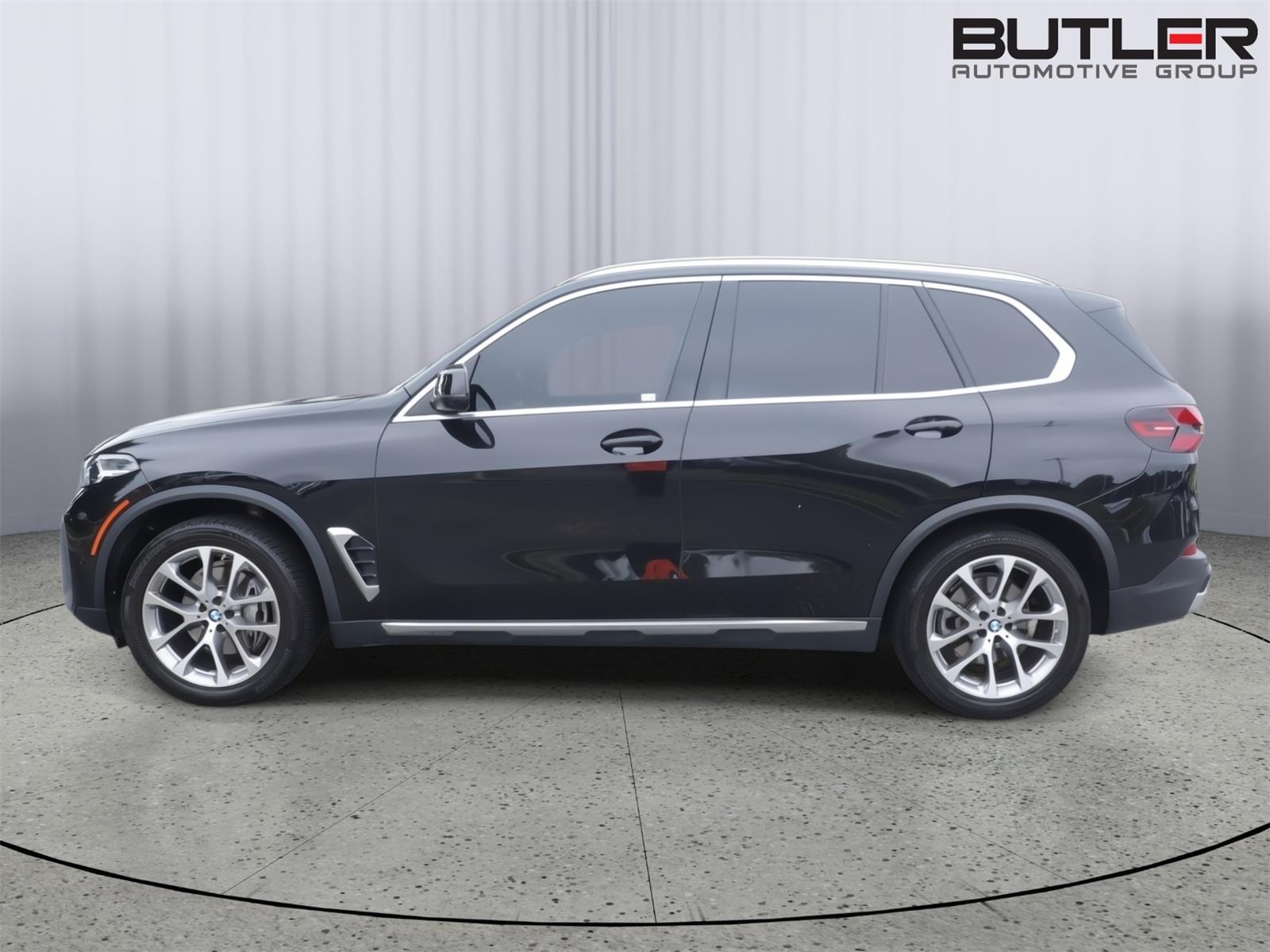 Used 2024 BMW X5 Sedan