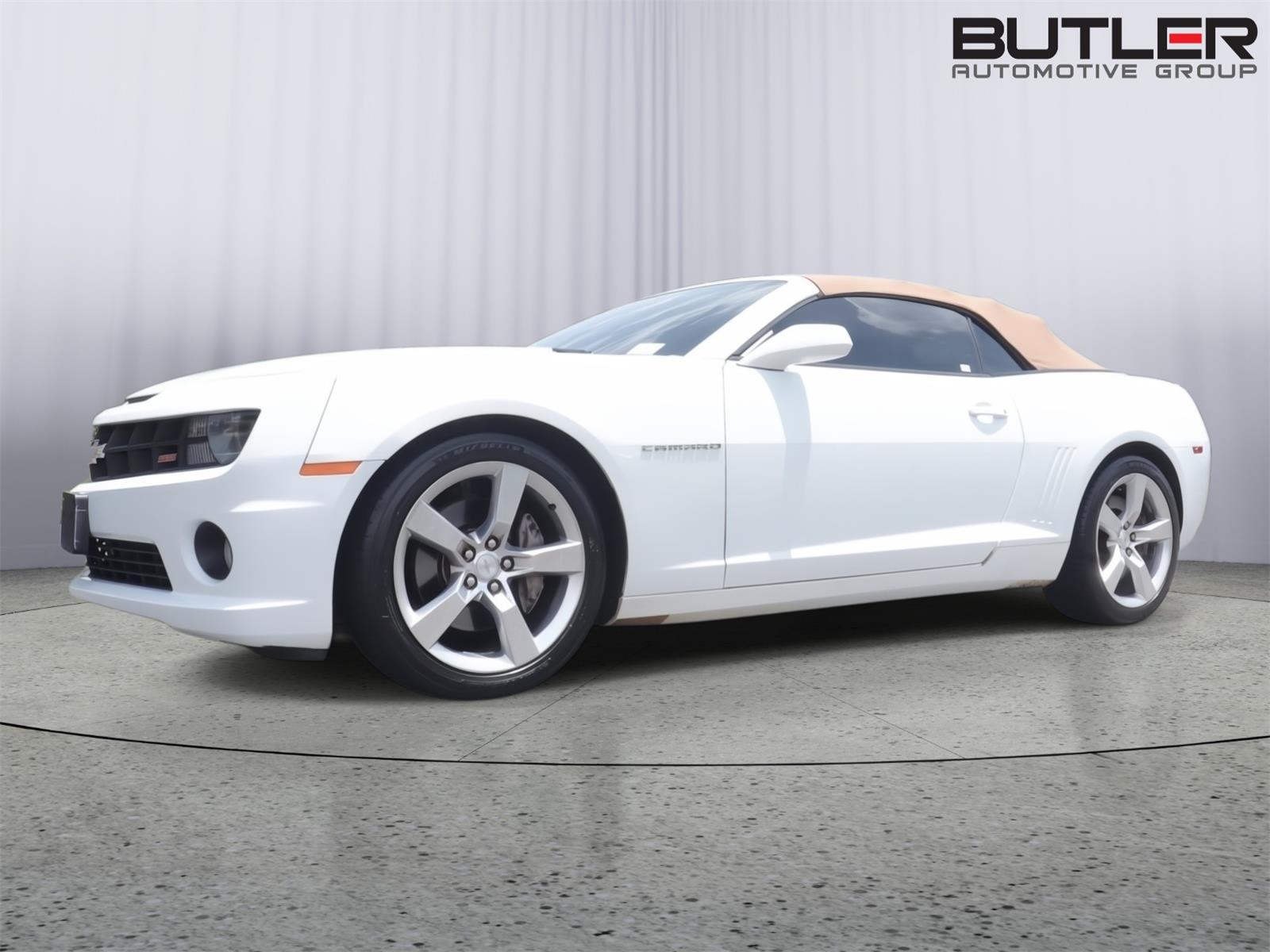Summit White 2011 Chevrolet Camaro Convertible Rear-Wheel Drive 6-Speed Automatic