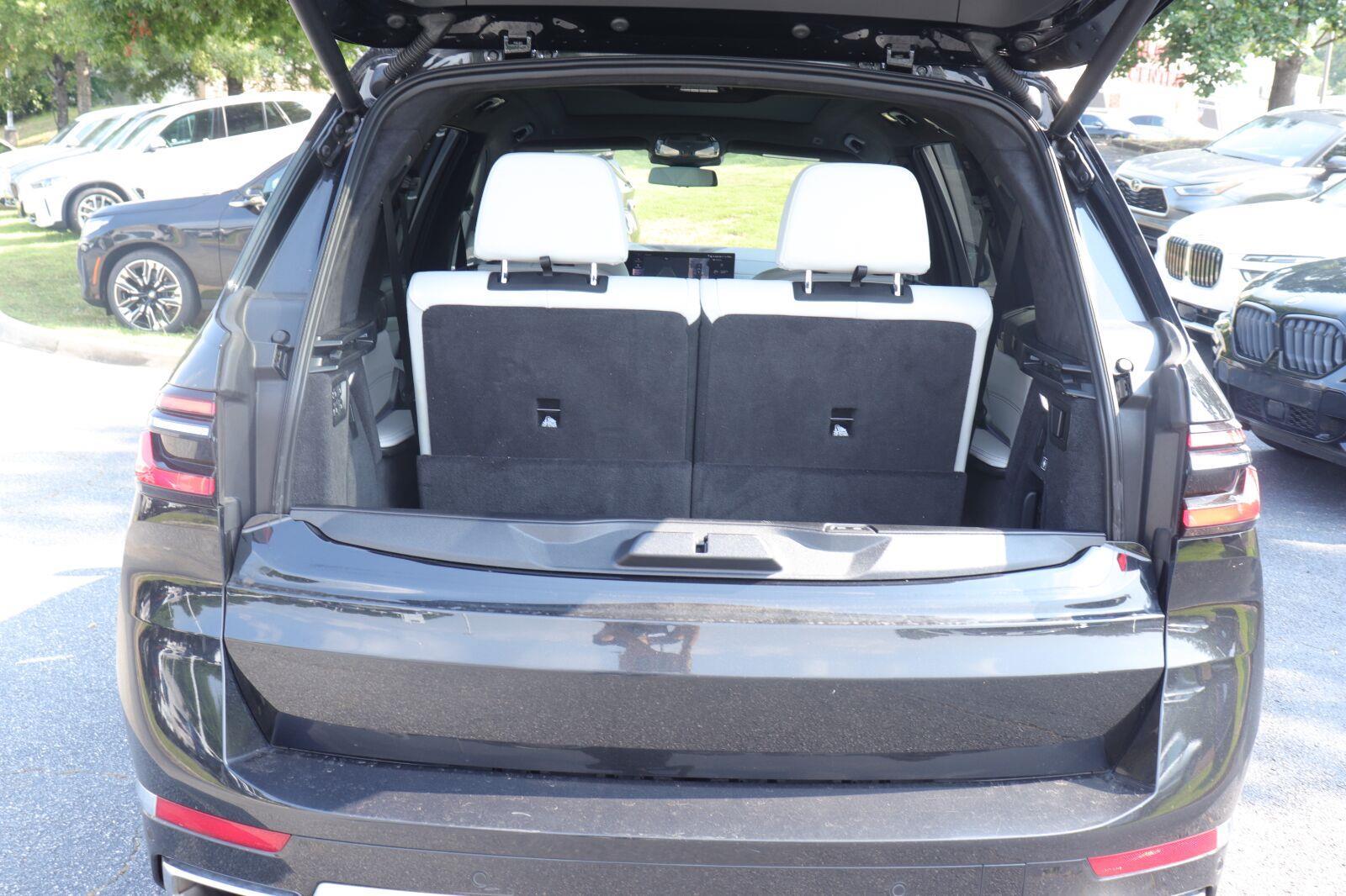 Used 2024 BMW X7 Sedan