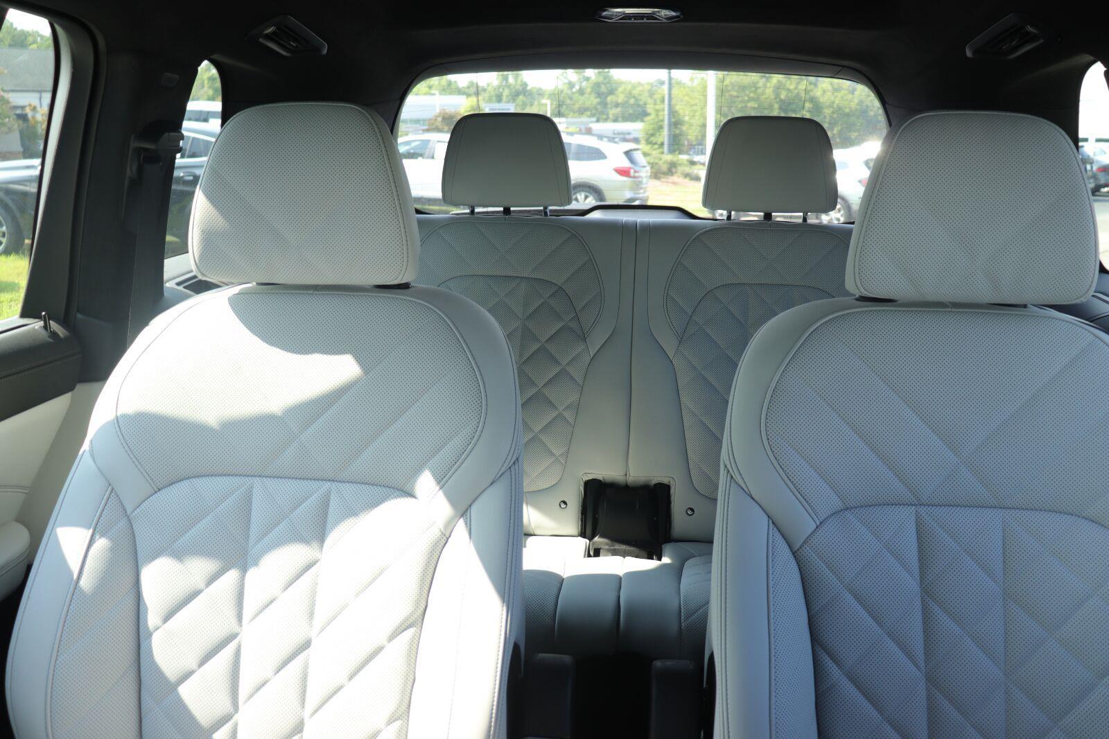 Used 2024 BMW X7 Sedan