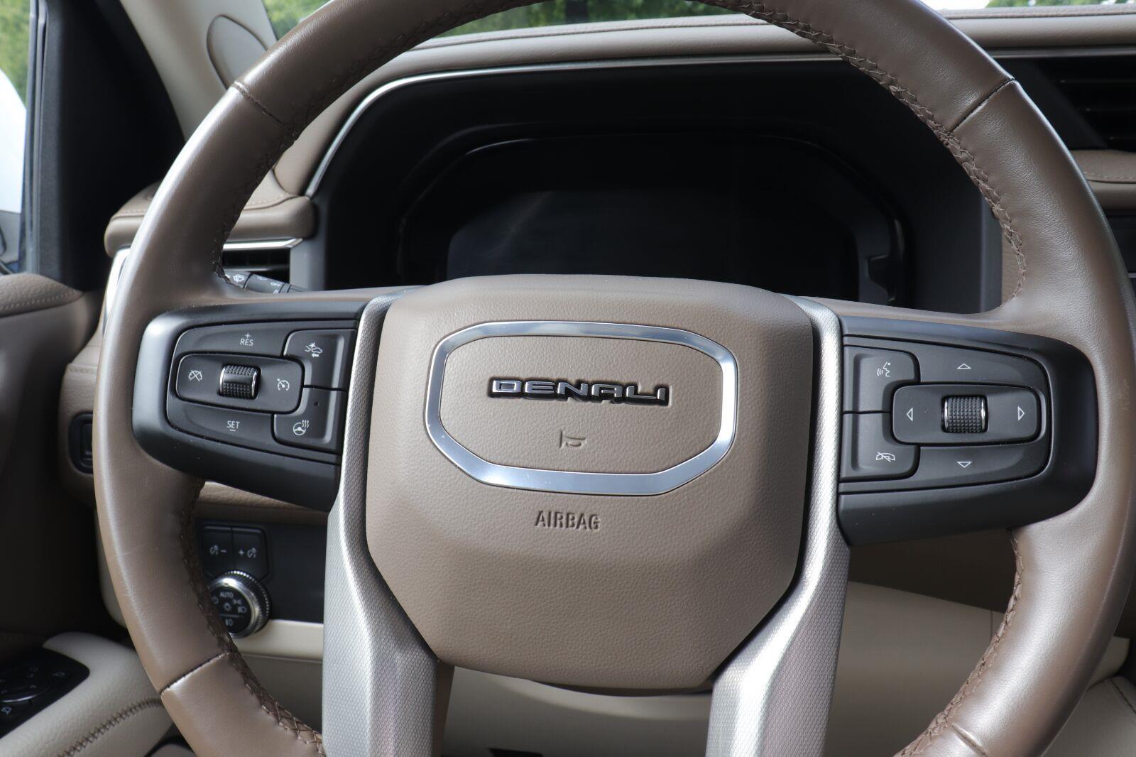Used 2024 GMC Yukon XL SUV