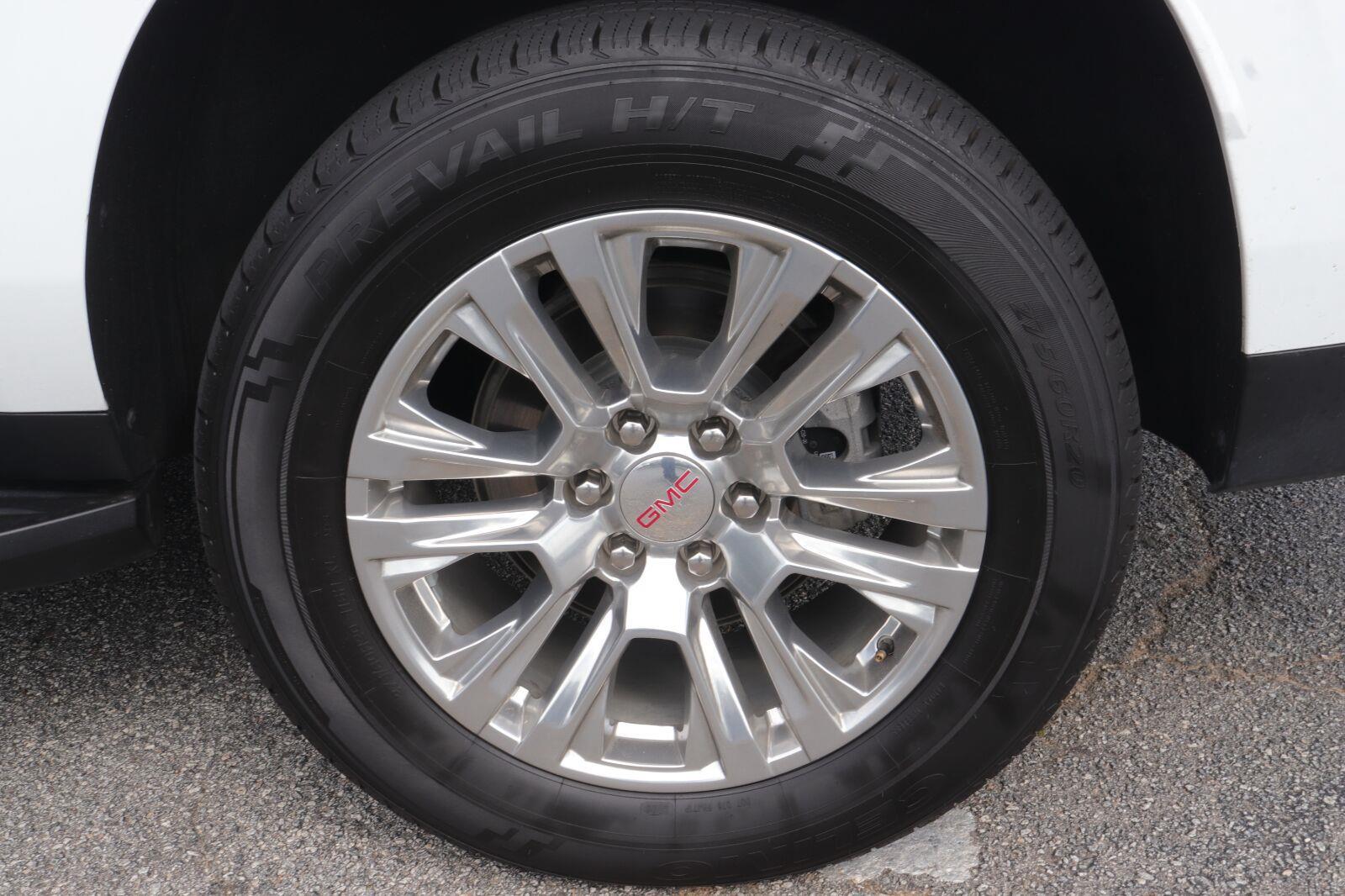 Used 2024 GMC Yukon XL SUV