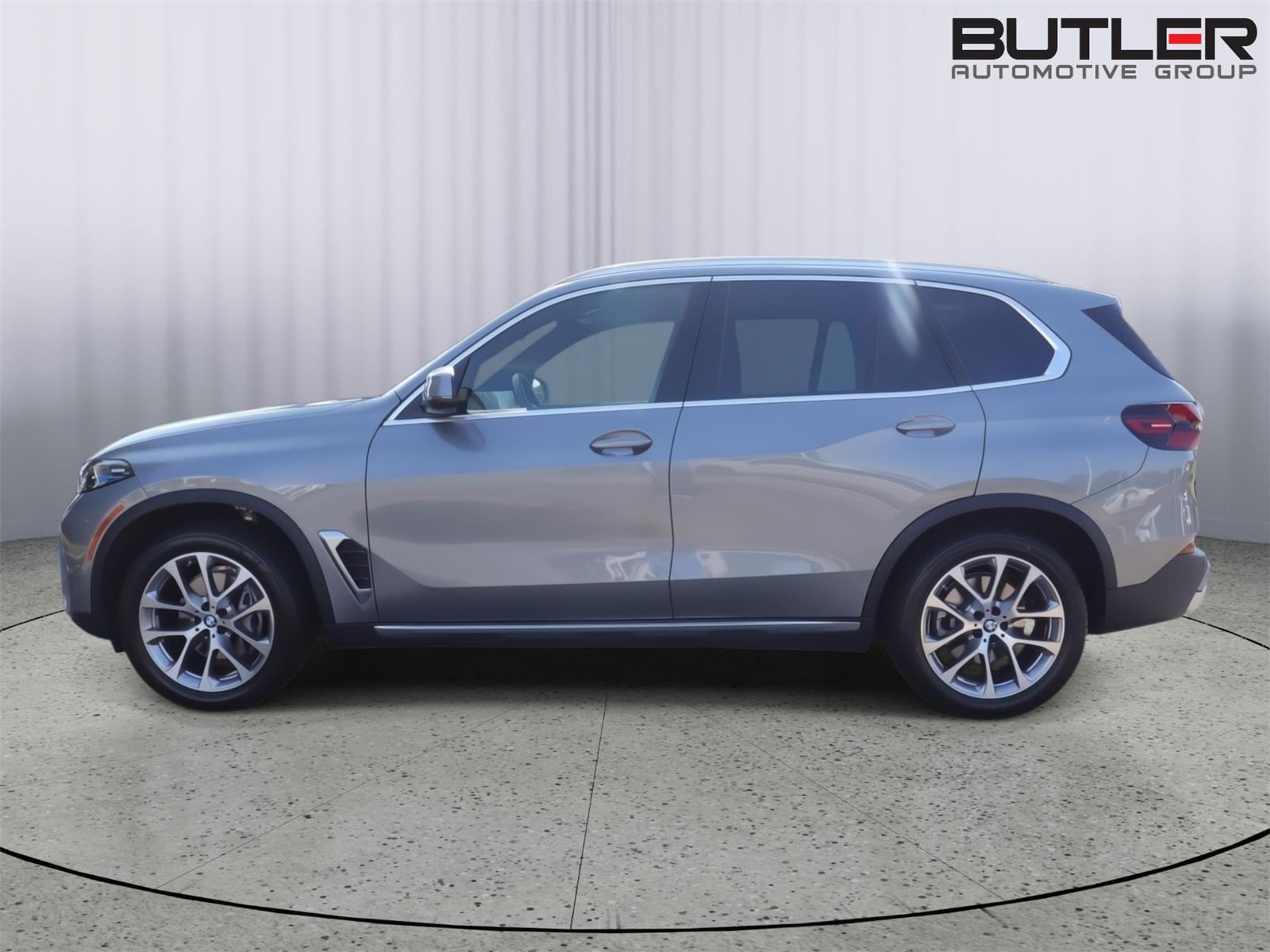 Used 2024 BMW X5 Sedan