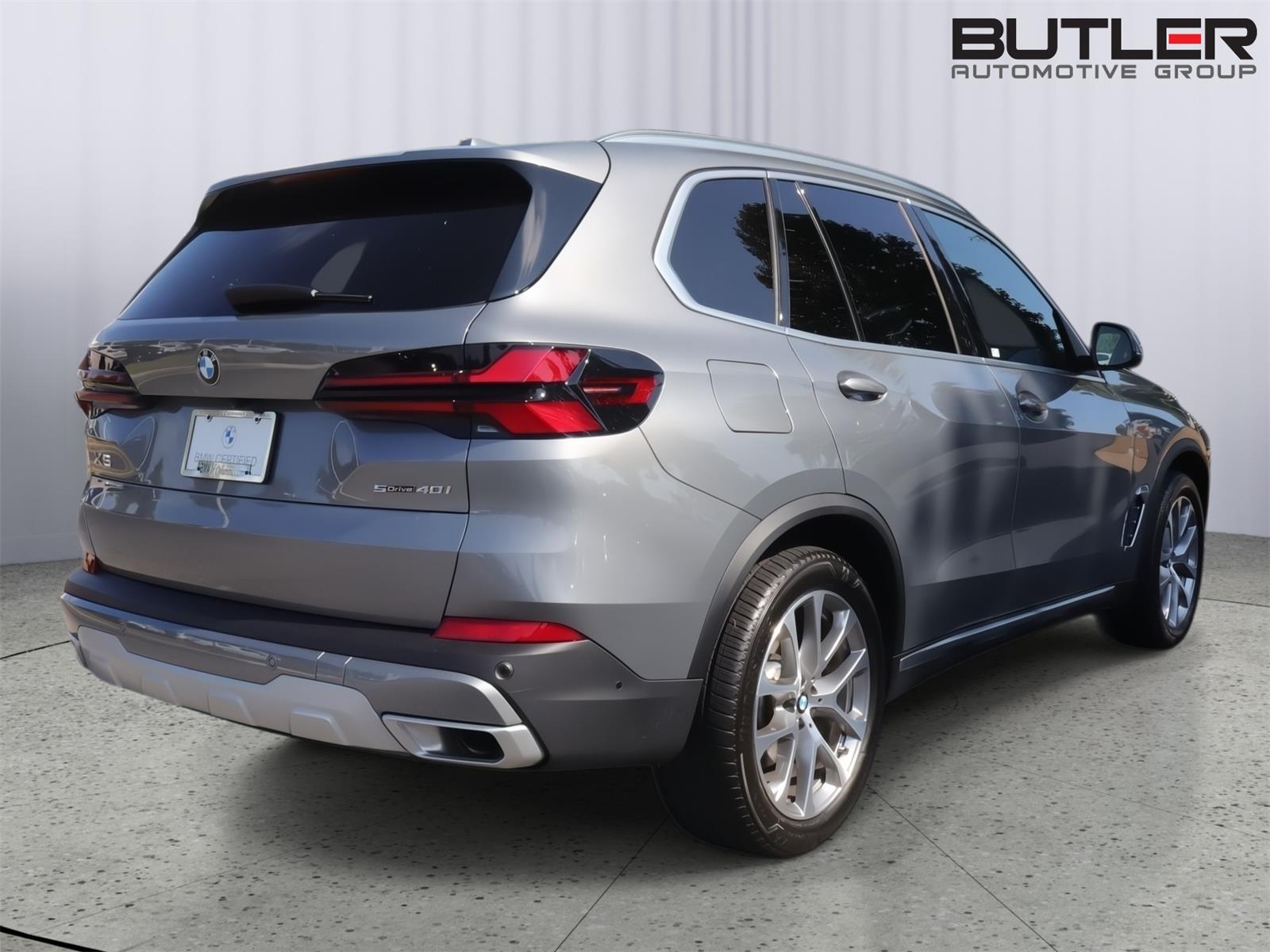 Used 2024 BMW X5 Sedan