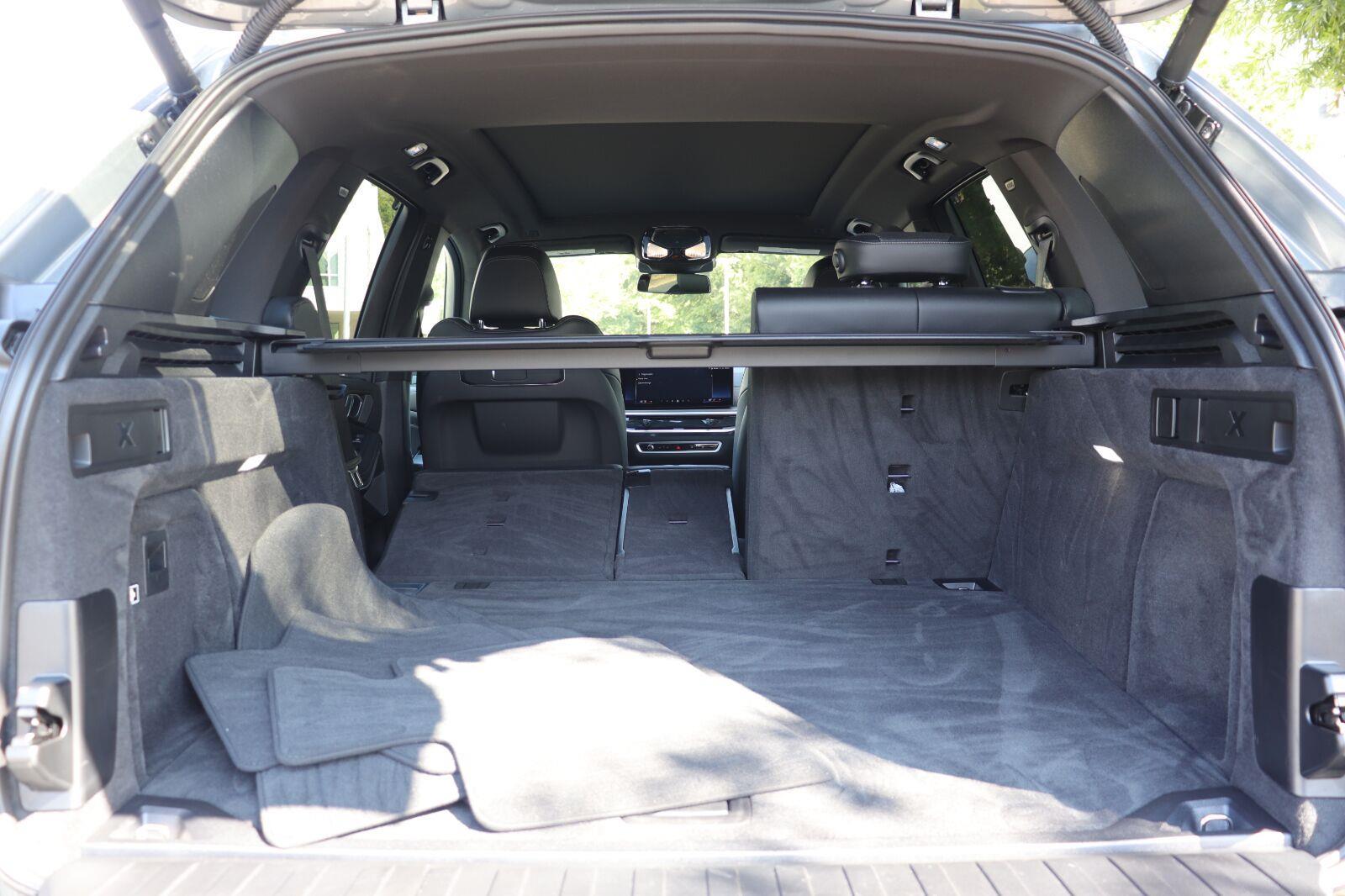 Used 2024 BMW X5 Sedan