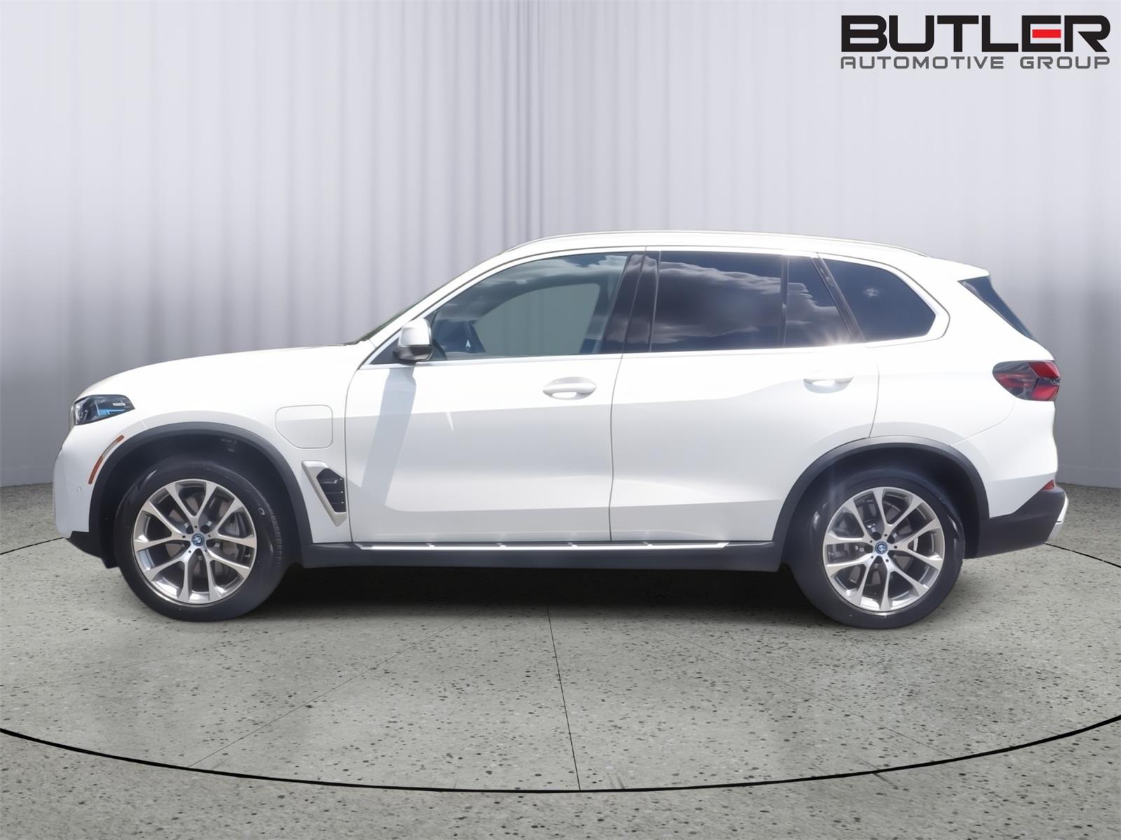 Used 2024 BMW X5 Sedan