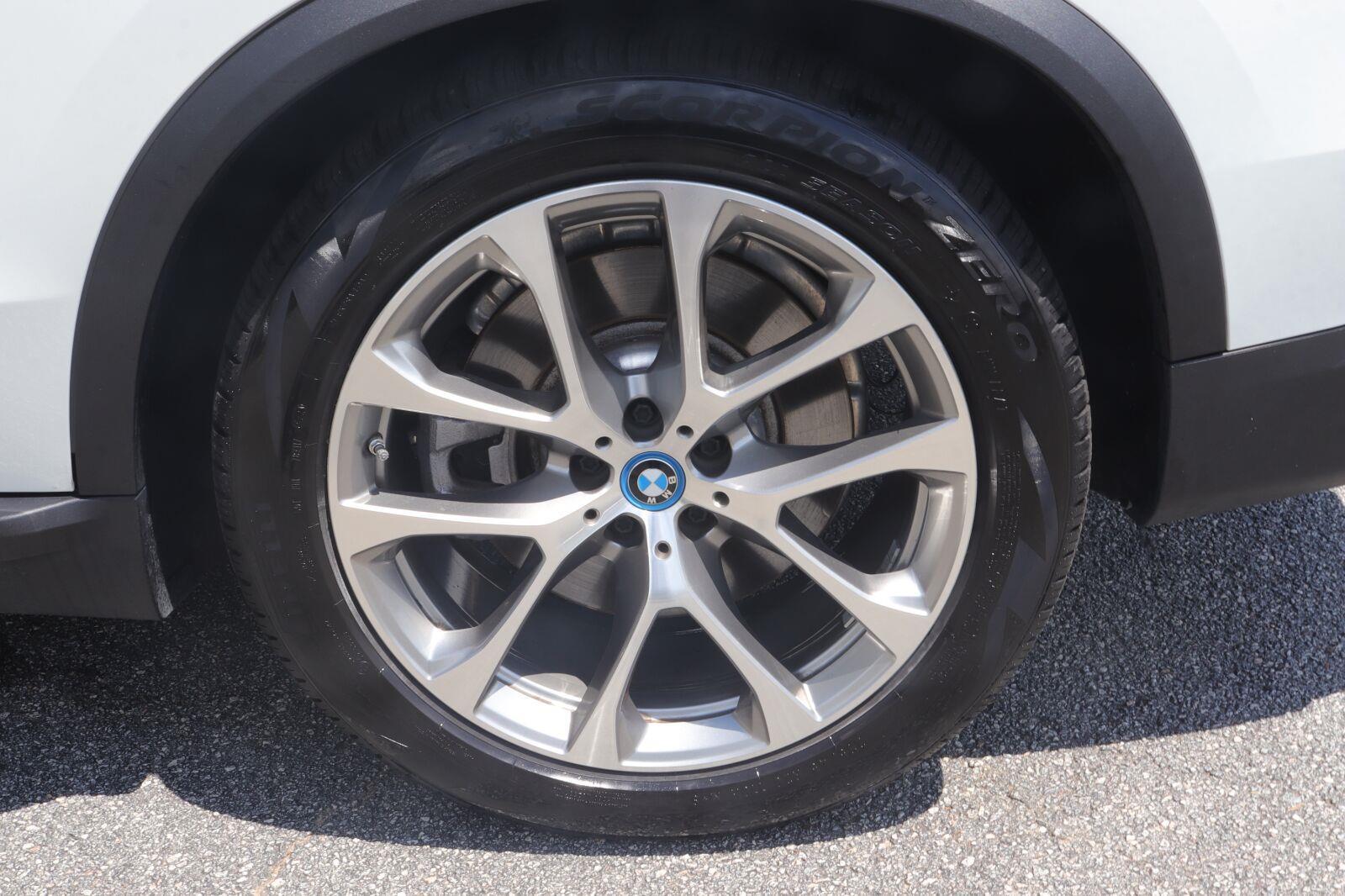 Used 2024 BMW X5 Sedan