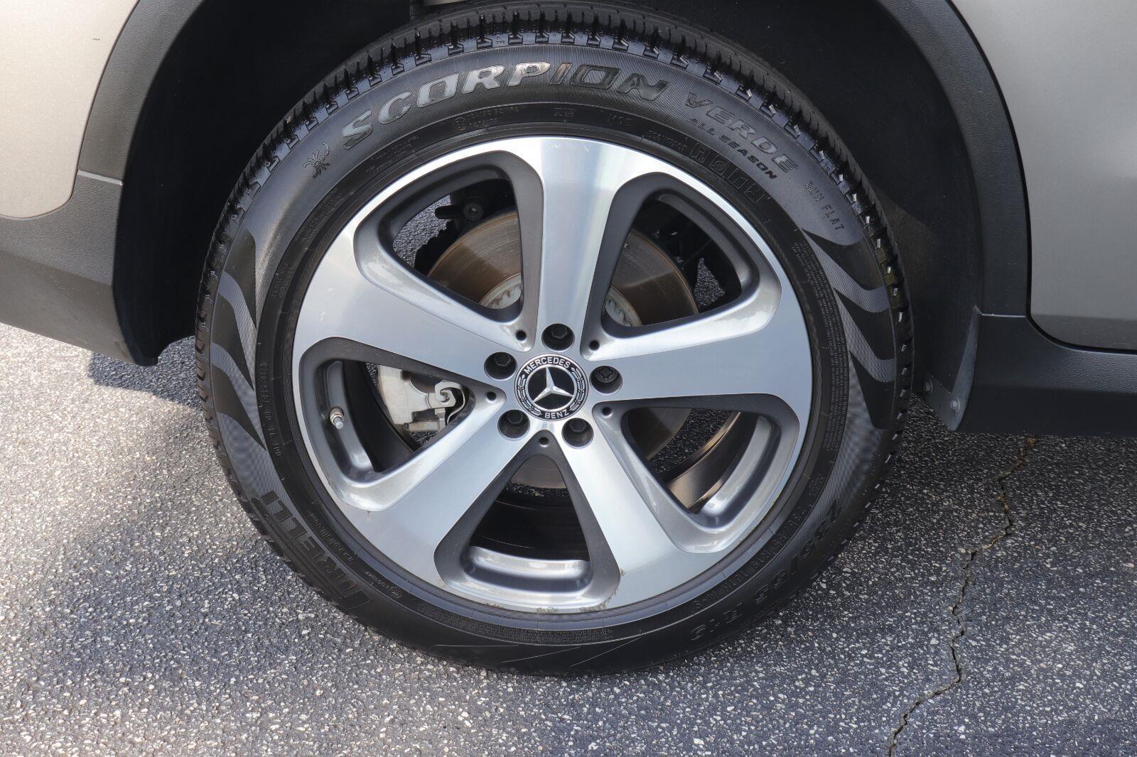 Used 2019 Mercedes-benz GLC SUV