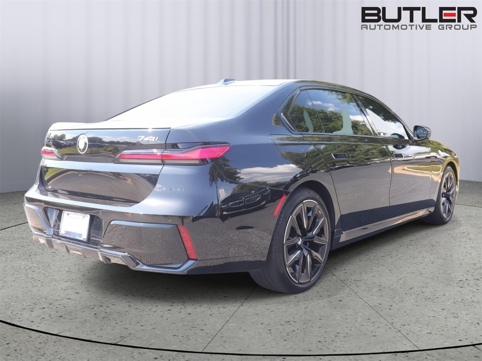 Used 2023 BMW 7 Series Sedan