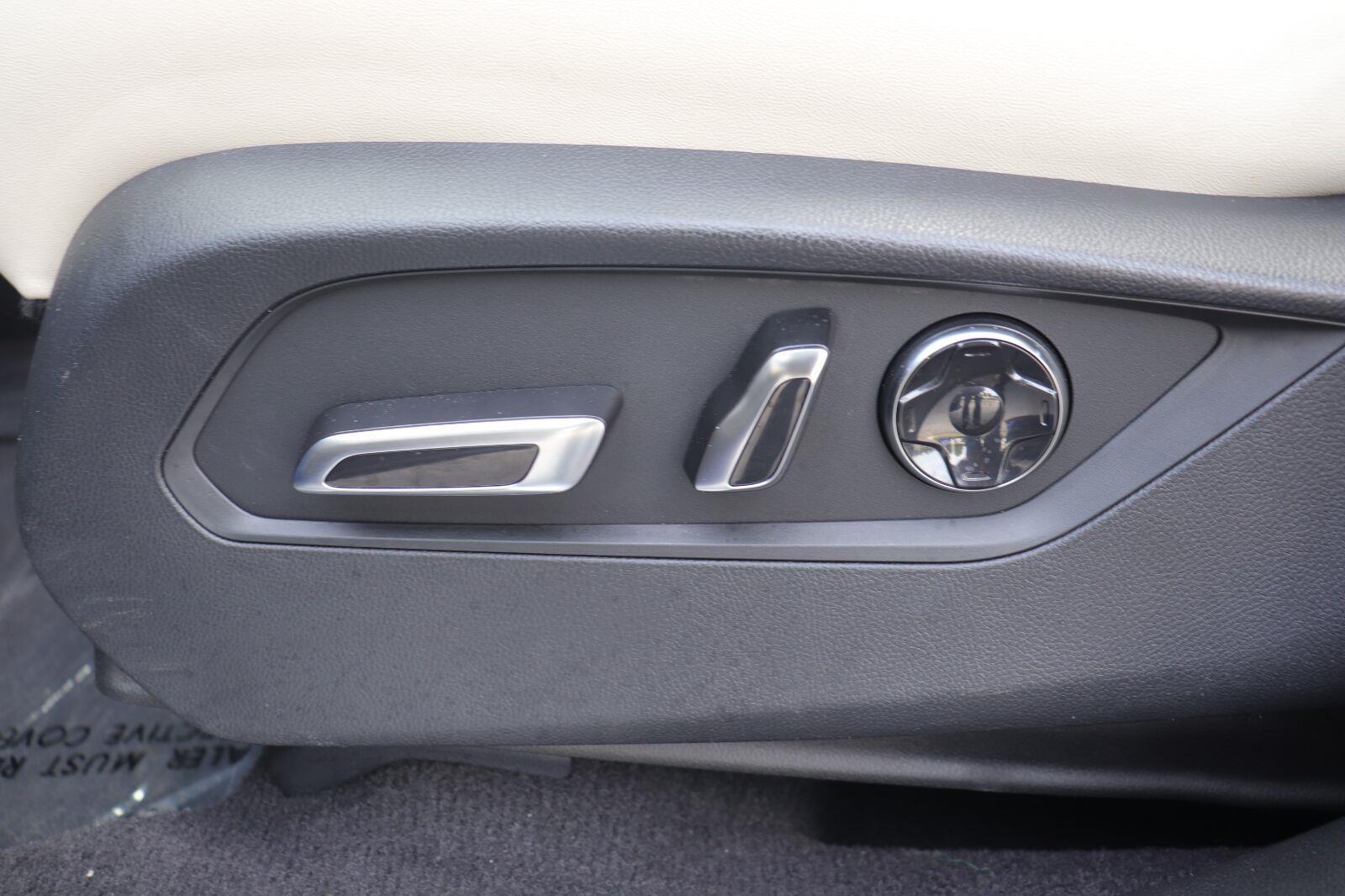 Used 2025 Acura RDX Sedan