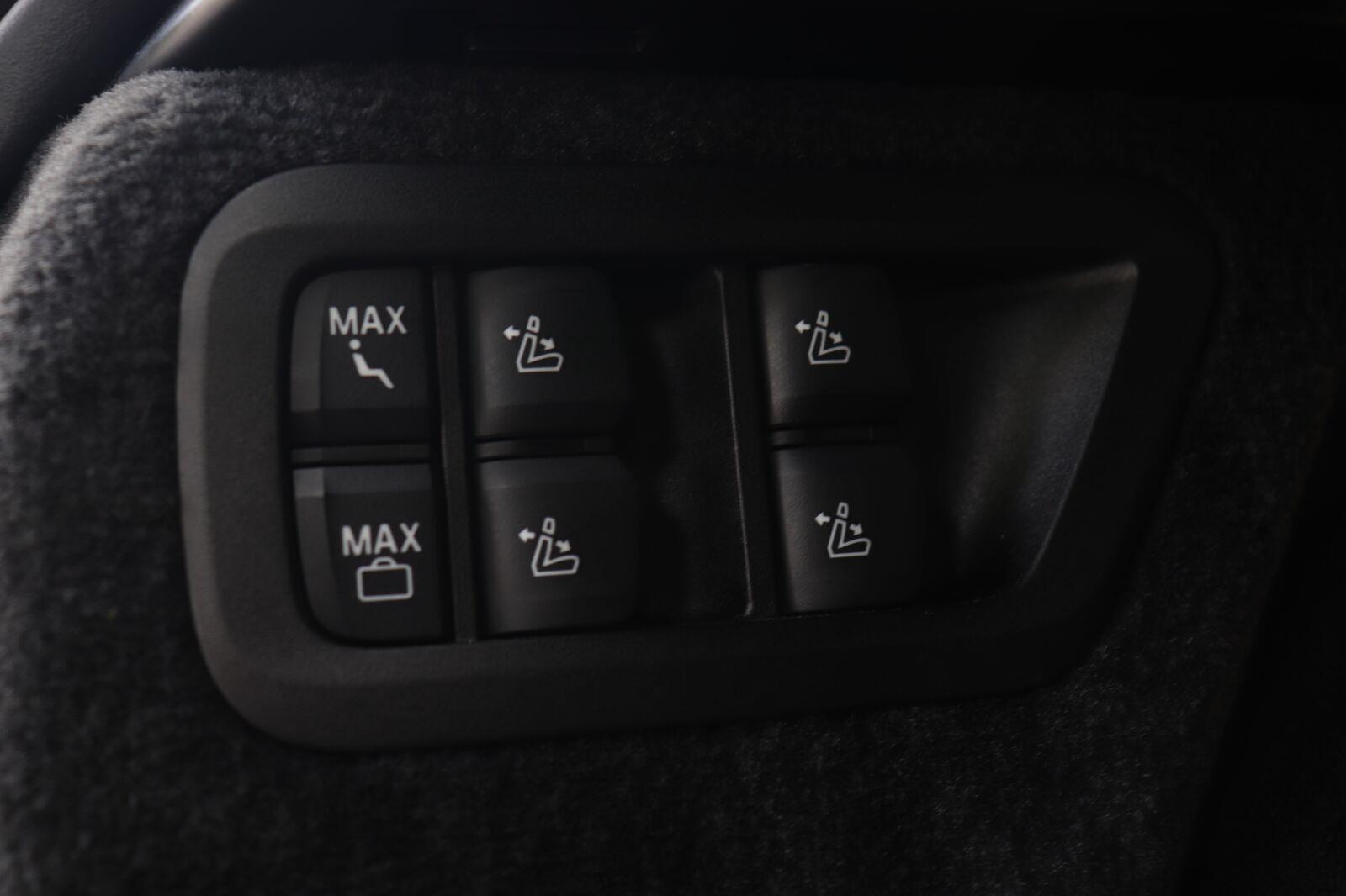 Used 2025 BMW X7 Sedan