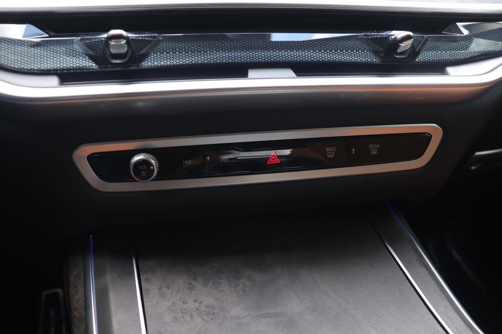 Used 2025 BMW X7 Sedan