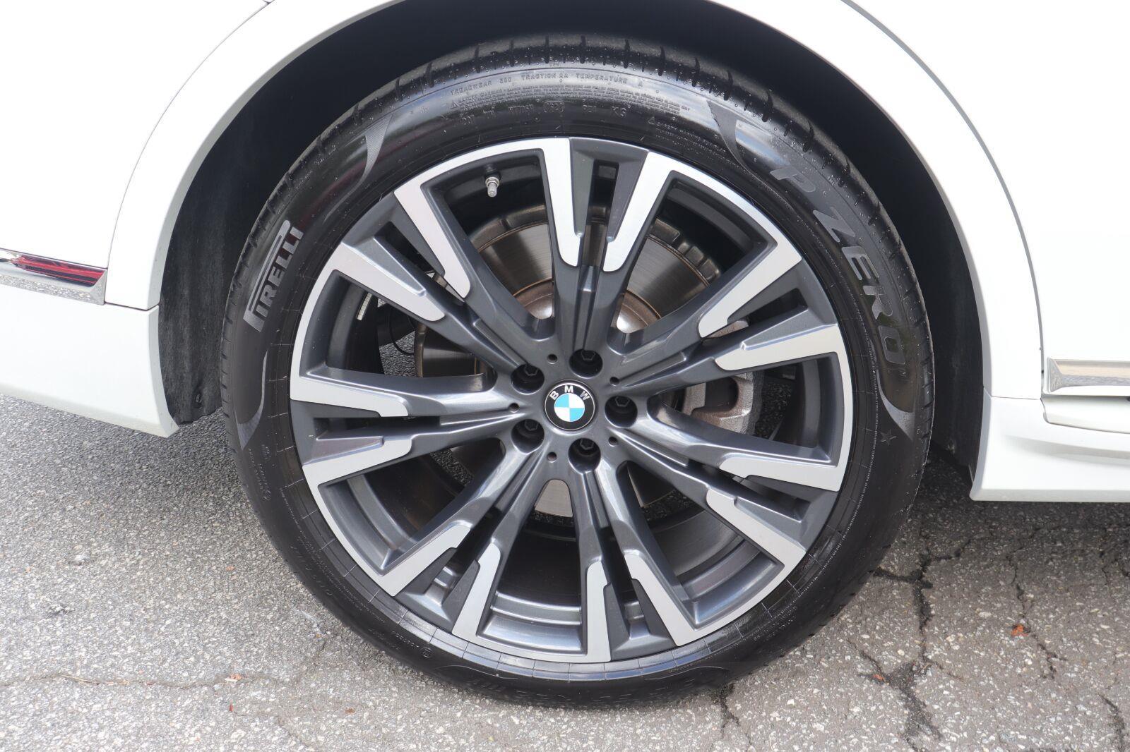 Used 2025 BMW X7 Sedan
