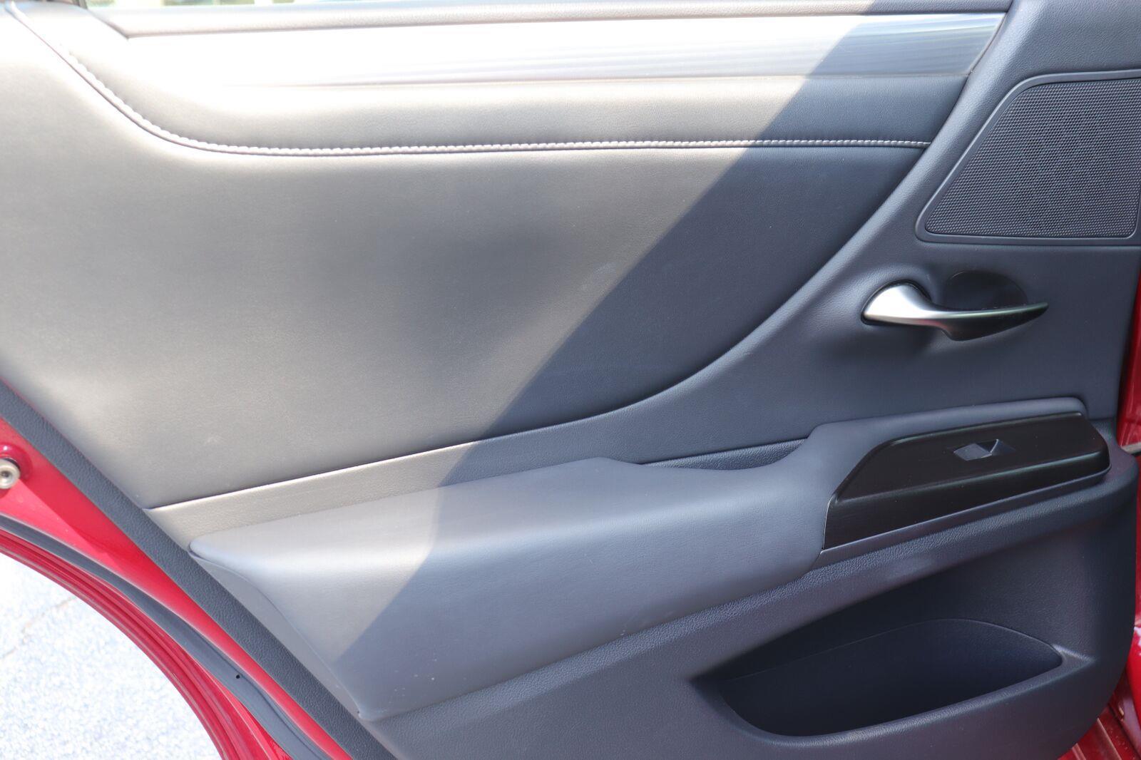 Used 2019 Lexus ES Sedan