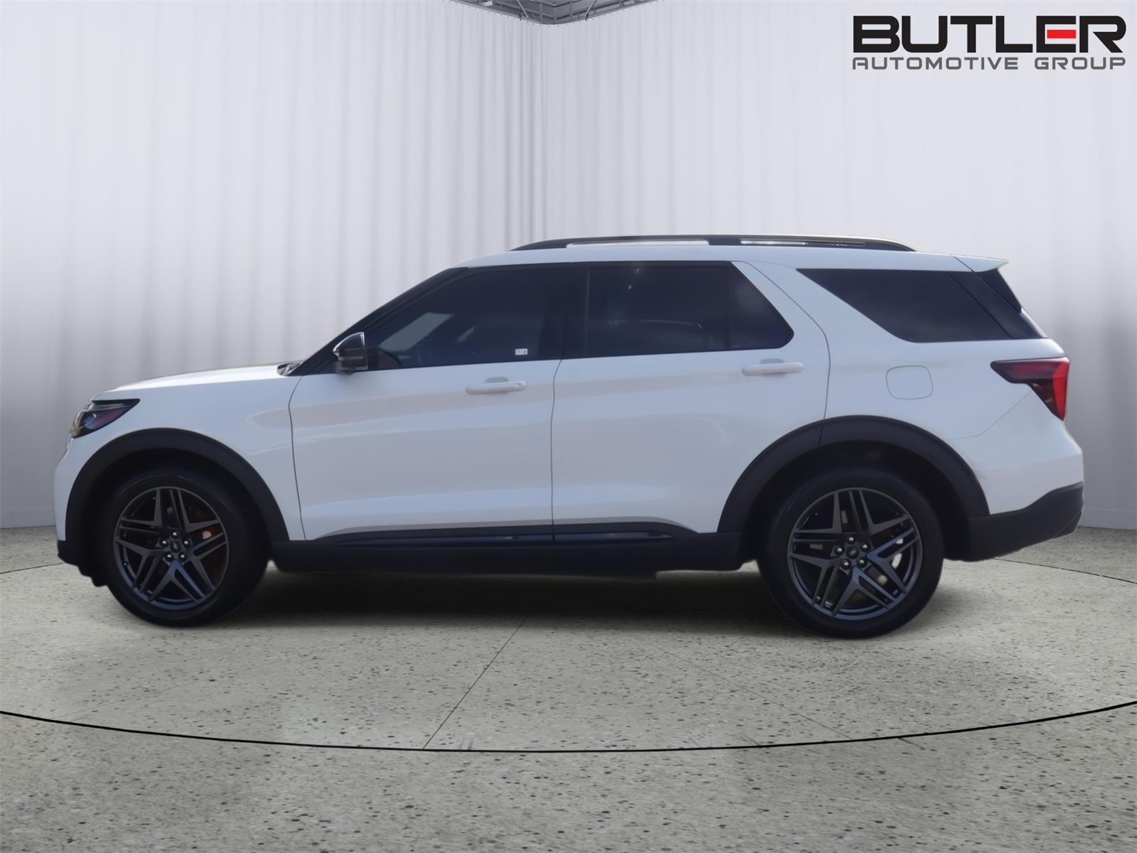 Used 2025 Ford Explorer SUV