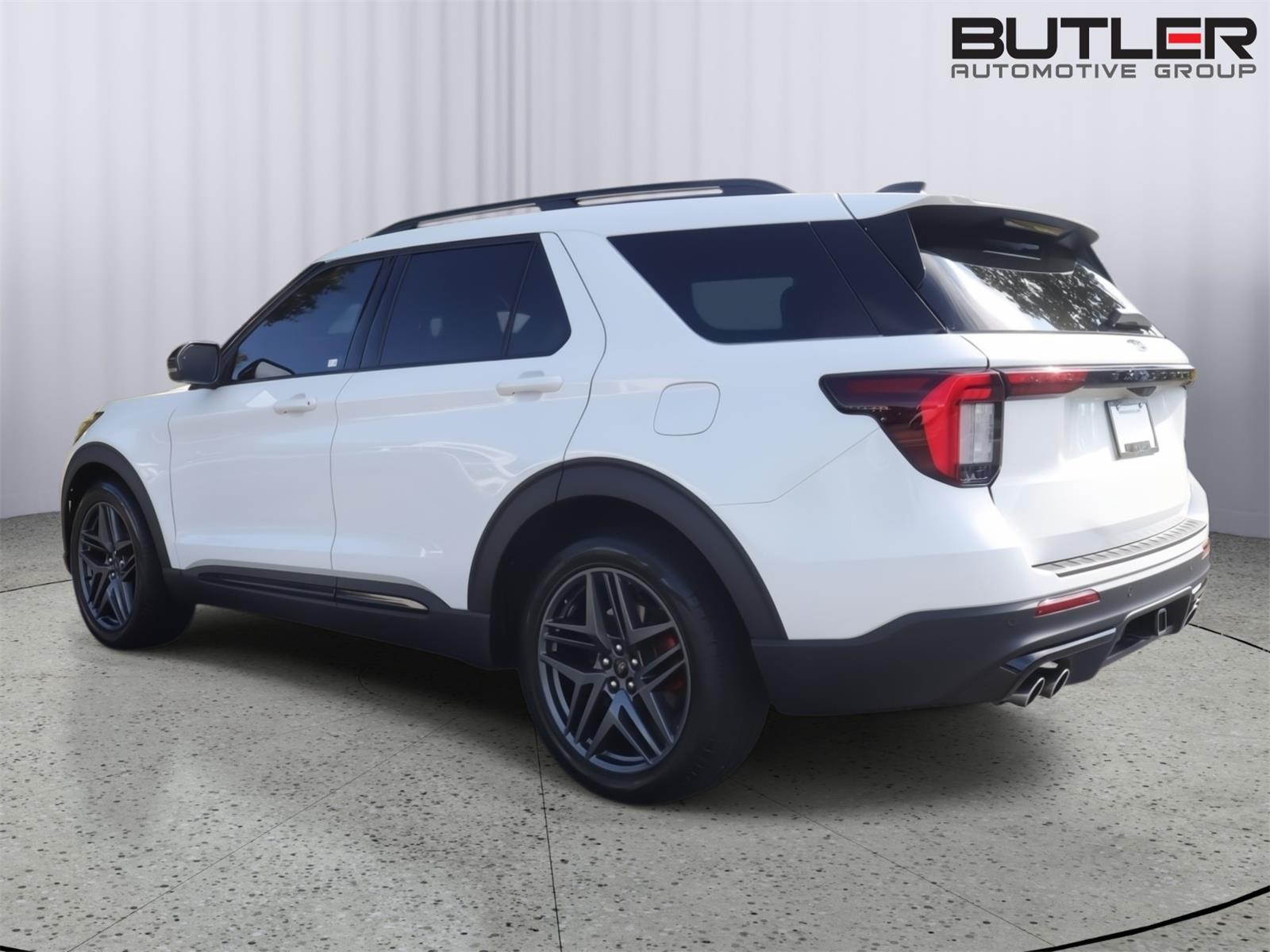Used 2025 Ford Explorer SUV