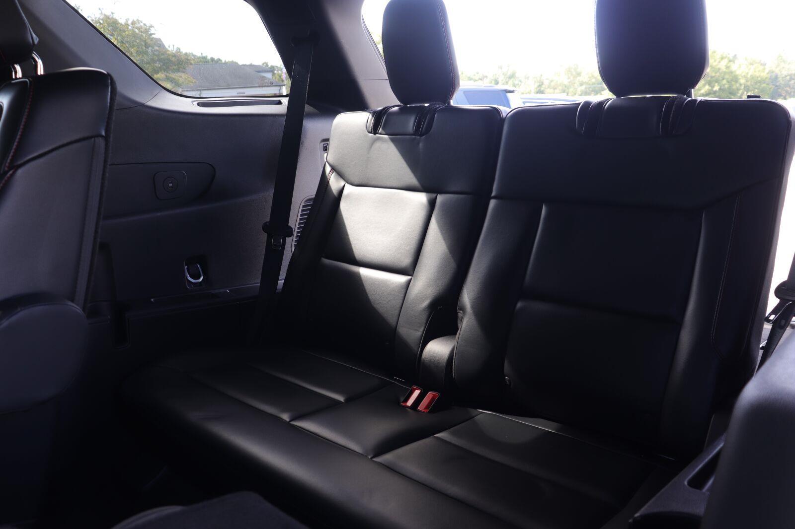 Used 2025 Ford Explorer SUV