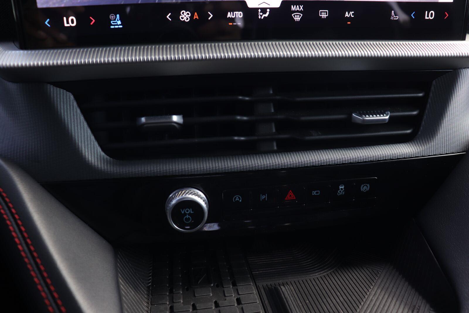 Used 2025 Ford Explorer SUV