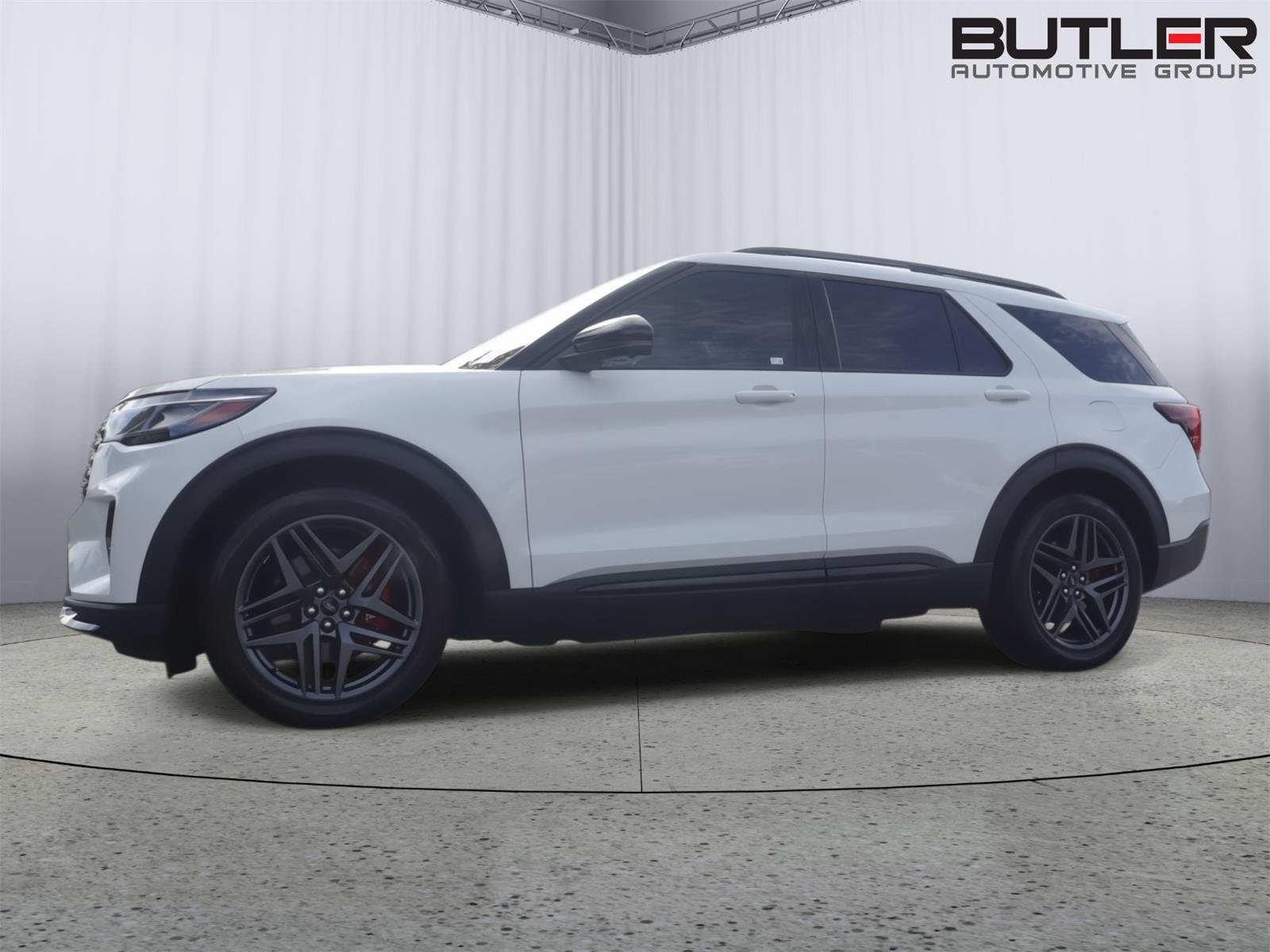 Used 2025 Ford Explorer SUV