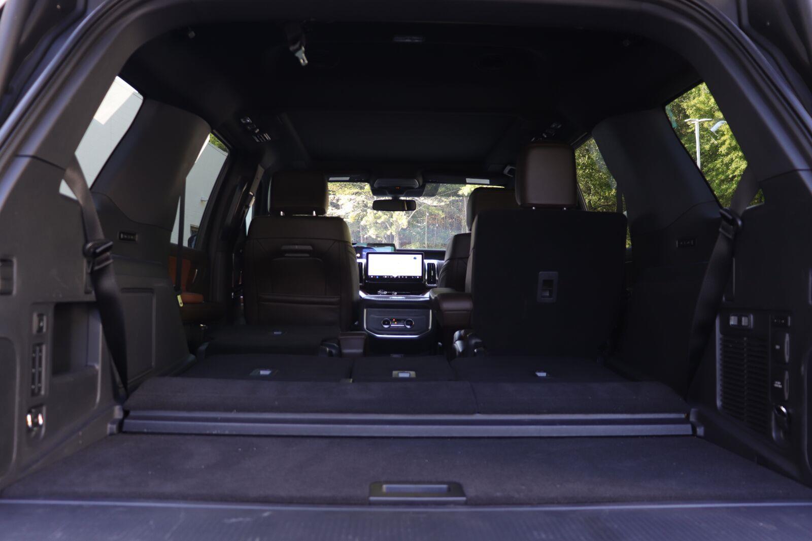 Used 2025 Ford Expedition SUV