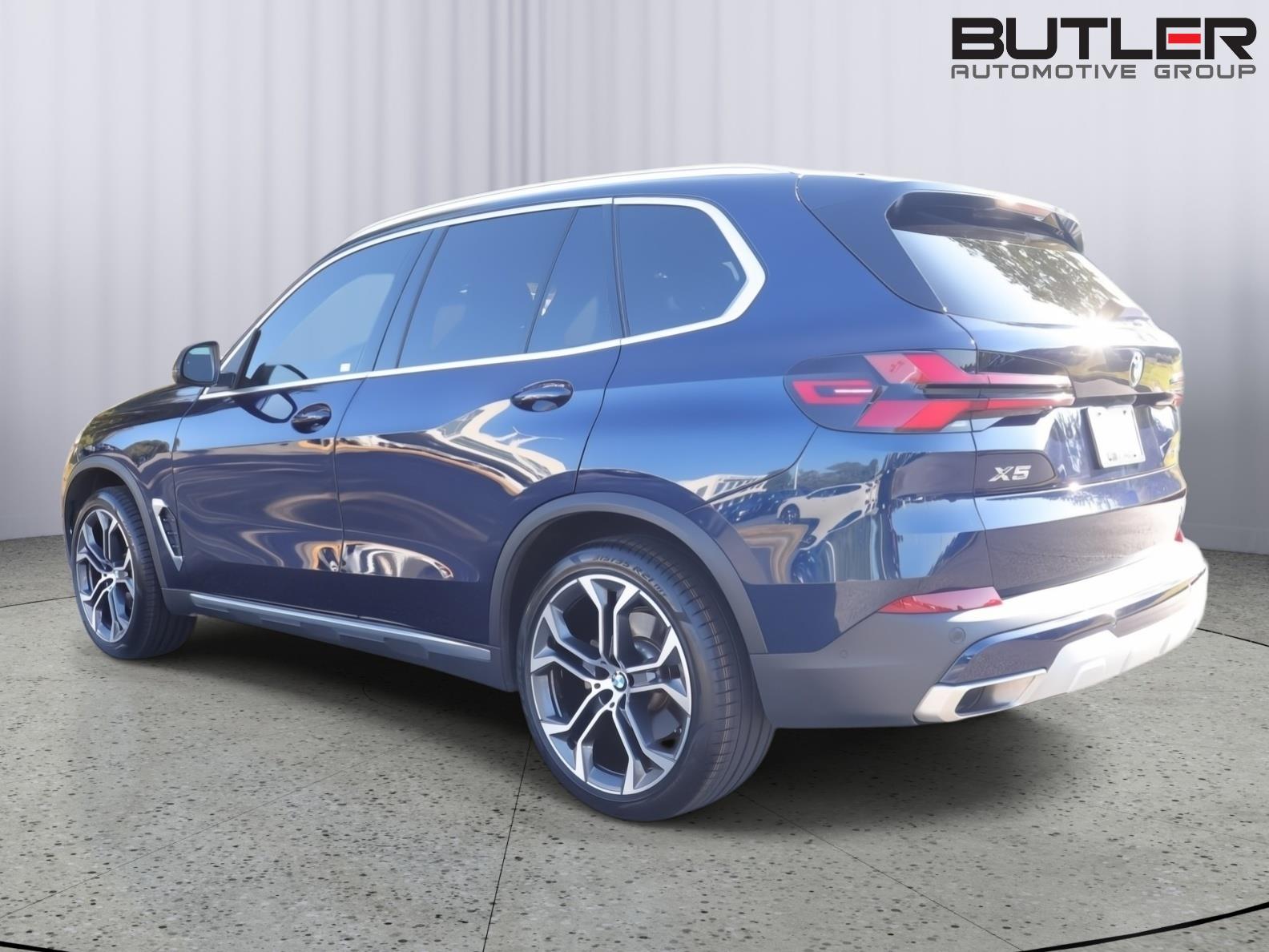 Used 2024 BMW X5 Sedan