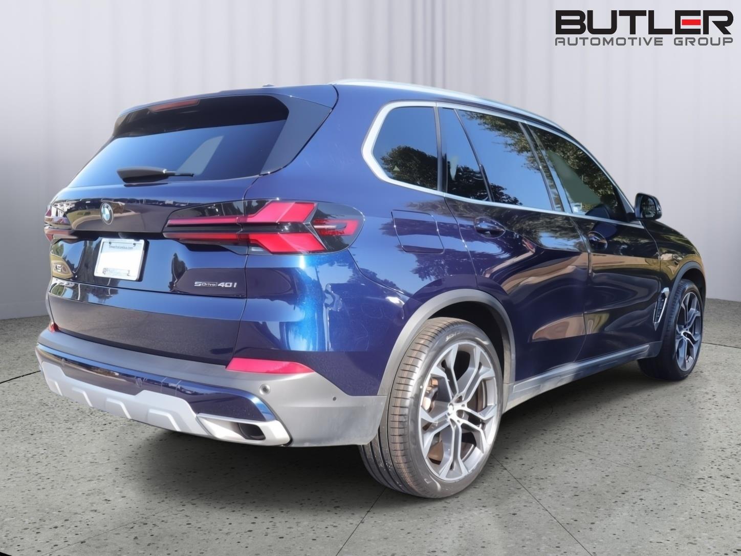 Used 2024 BMW X5 Sedan