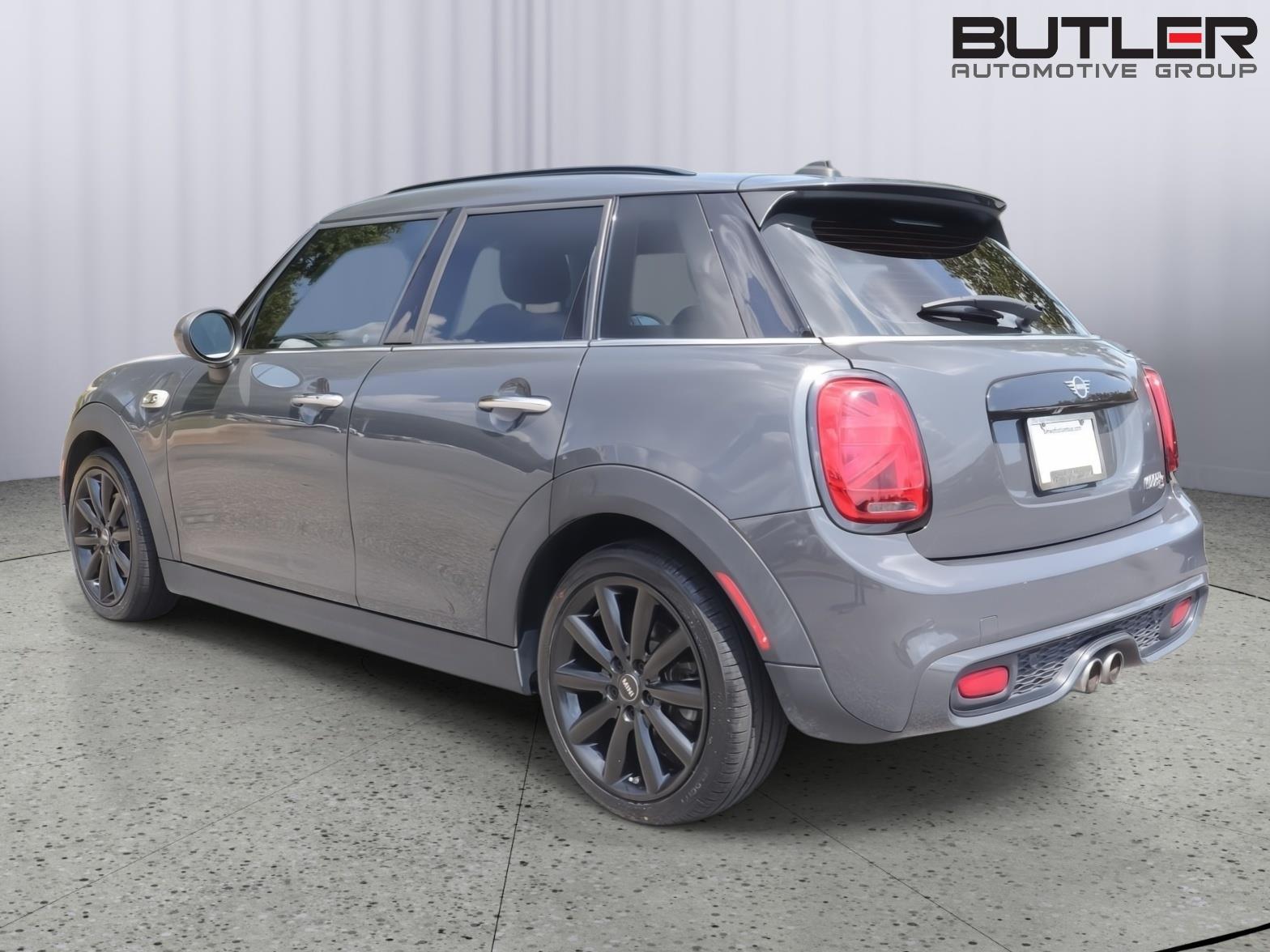 Used 2019 Mini Hardtop 4 Door Hatchback