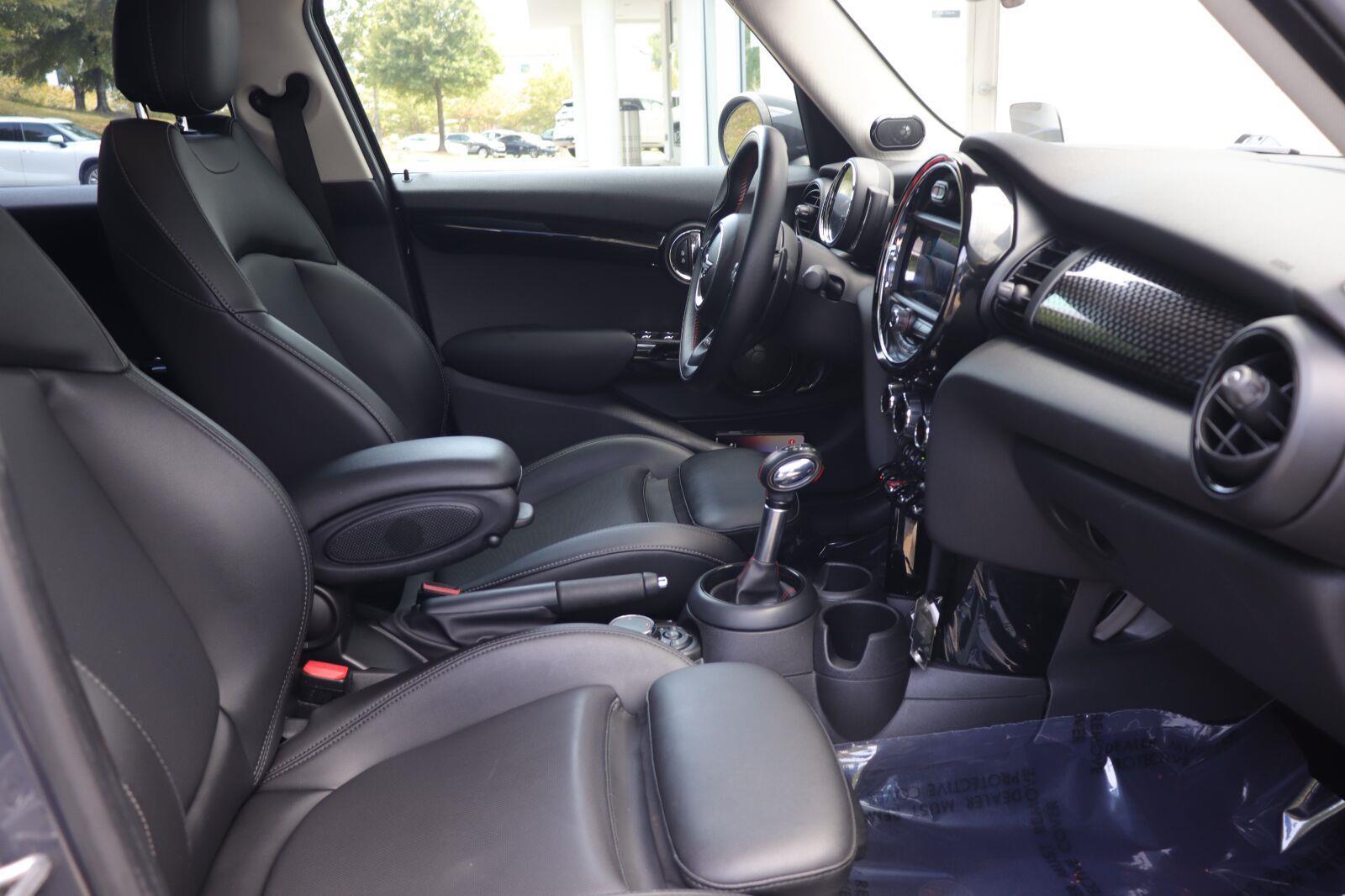 Used 2019 Mini Hardtop 4 Door Hatchback