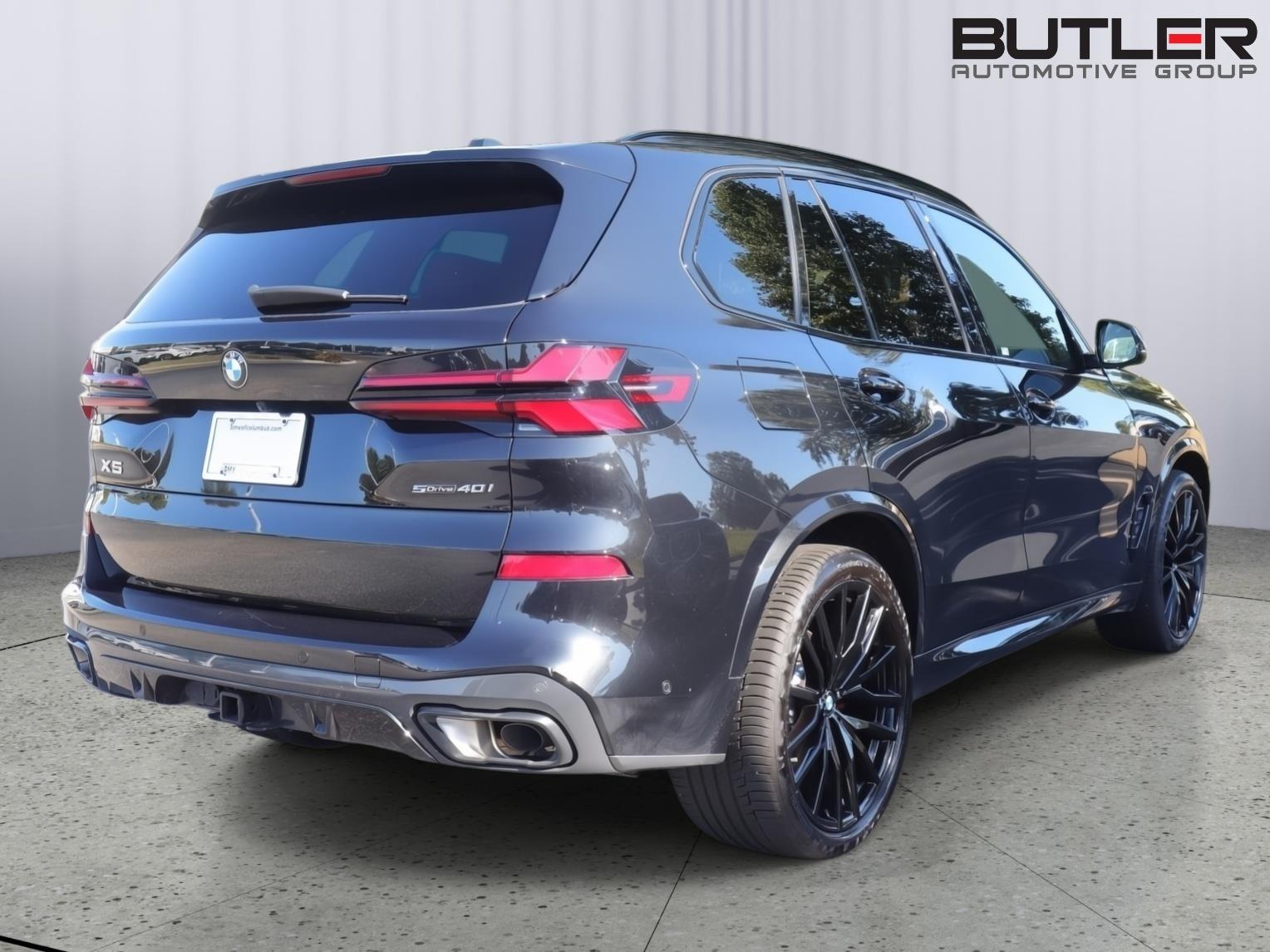 Used 2024 BMW X5 Sedan