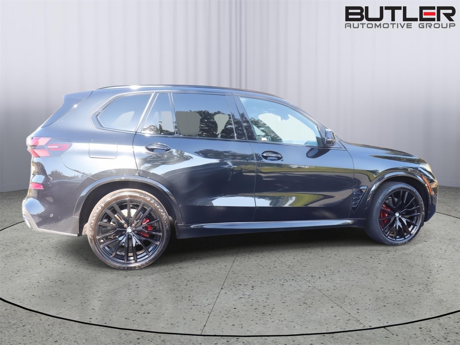 Used 2024 BMW X5 Sedan