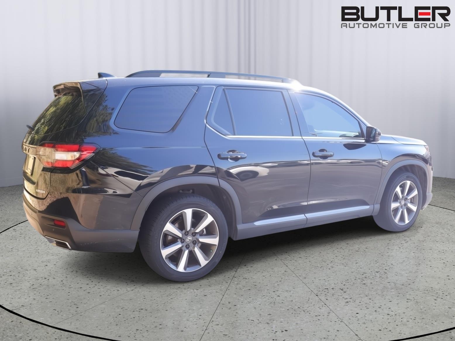 Used 2023 Honda Pilot SUV