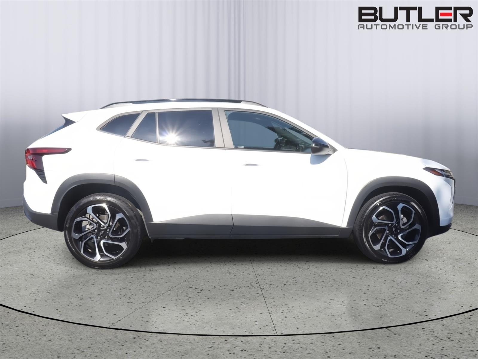 Used 2024 Chevrolet Trax SUV