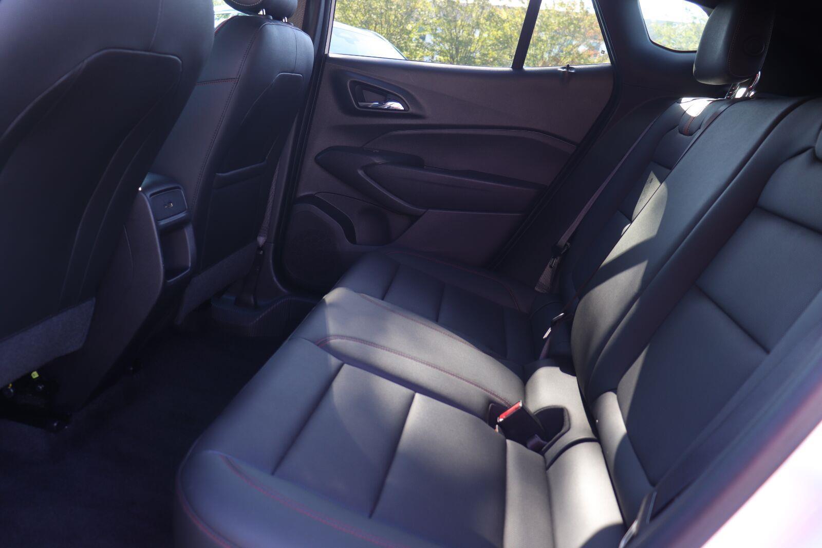 Used 2024 Chevrolet Trax SUV