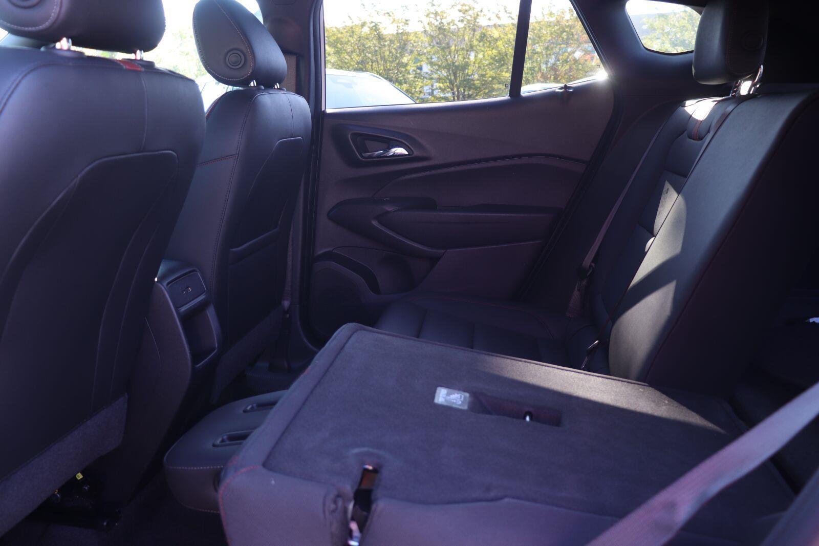 Used 2024 Chevrolet Trax SUV