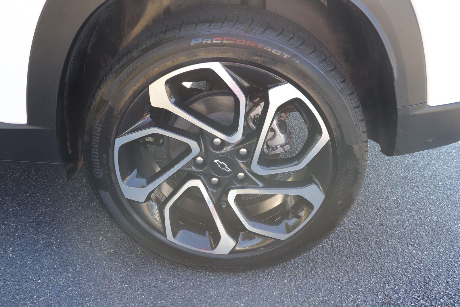 Used 2024 Chevrolet Trax SUV