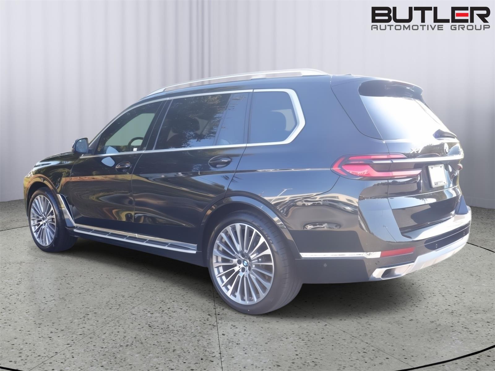 Used 2024 BMW X7 Sedan