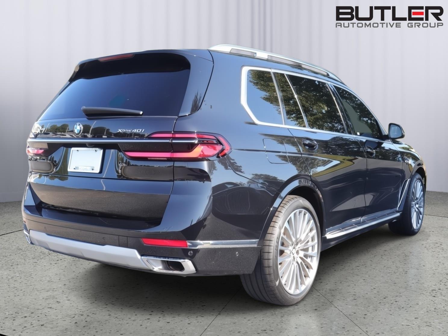 Used 2024 BMW X7 Sedan