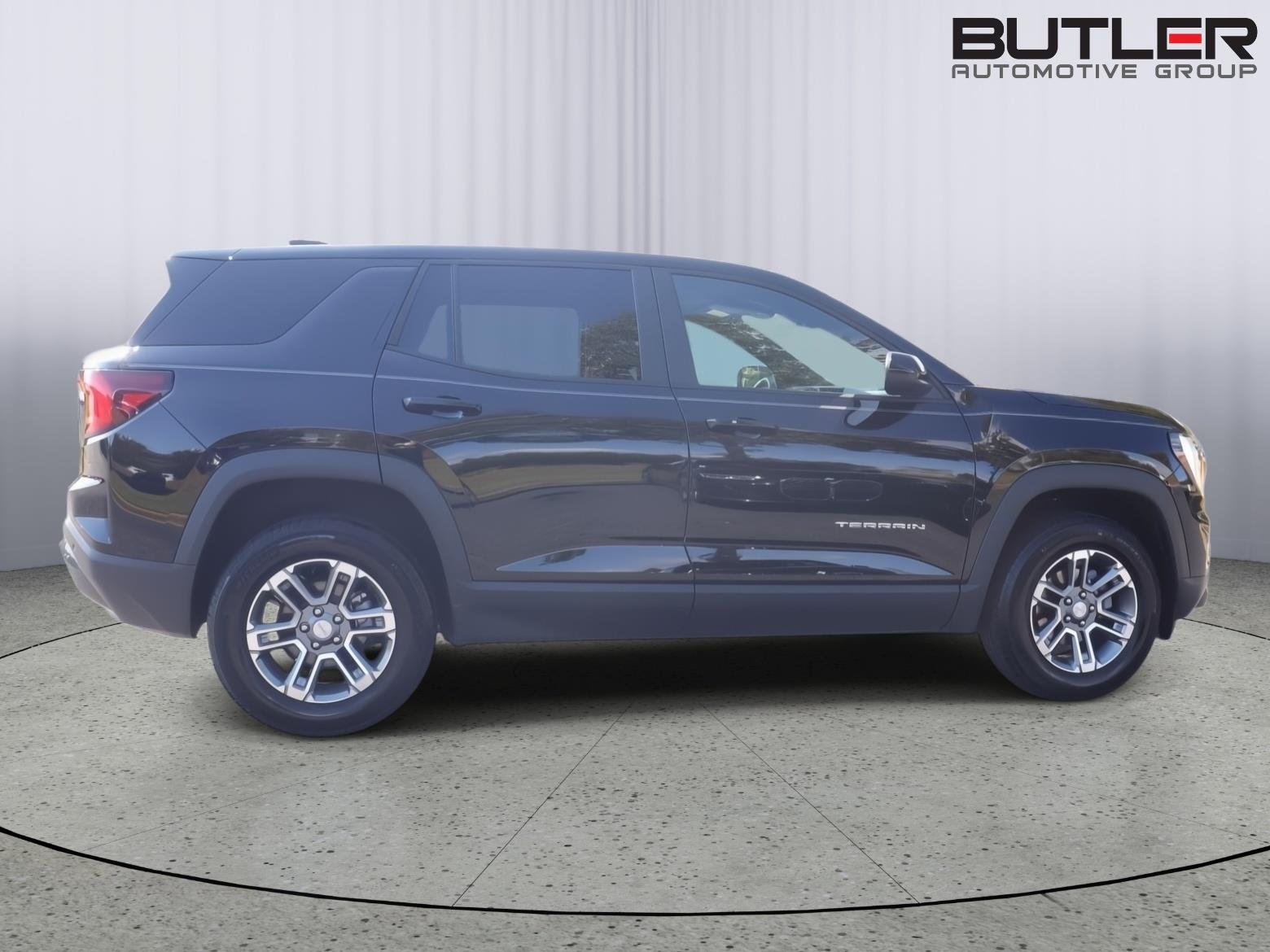 Used 2025 GMC Terrain SUV