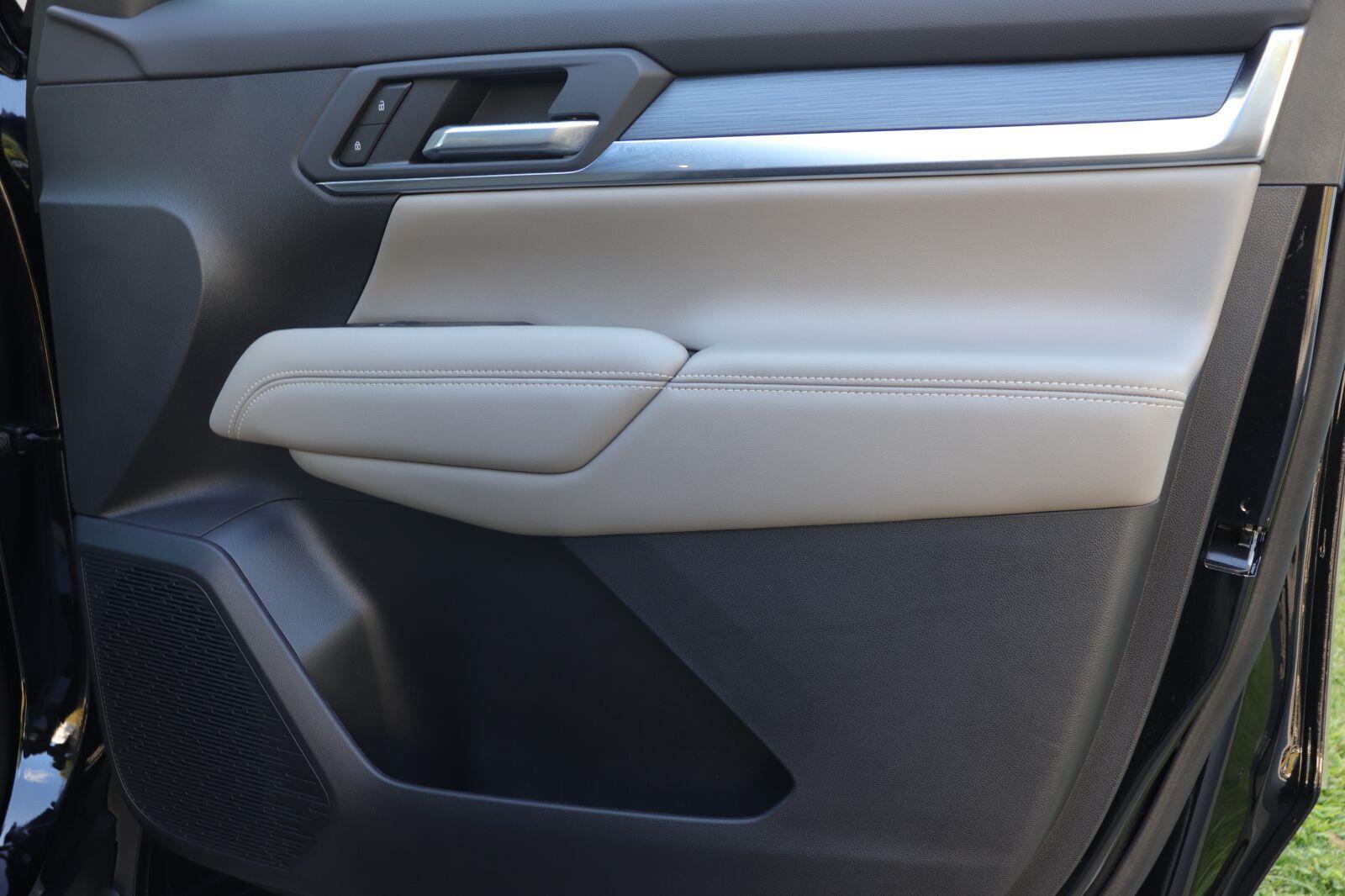 Used 2025 GMC Terrain SUV
