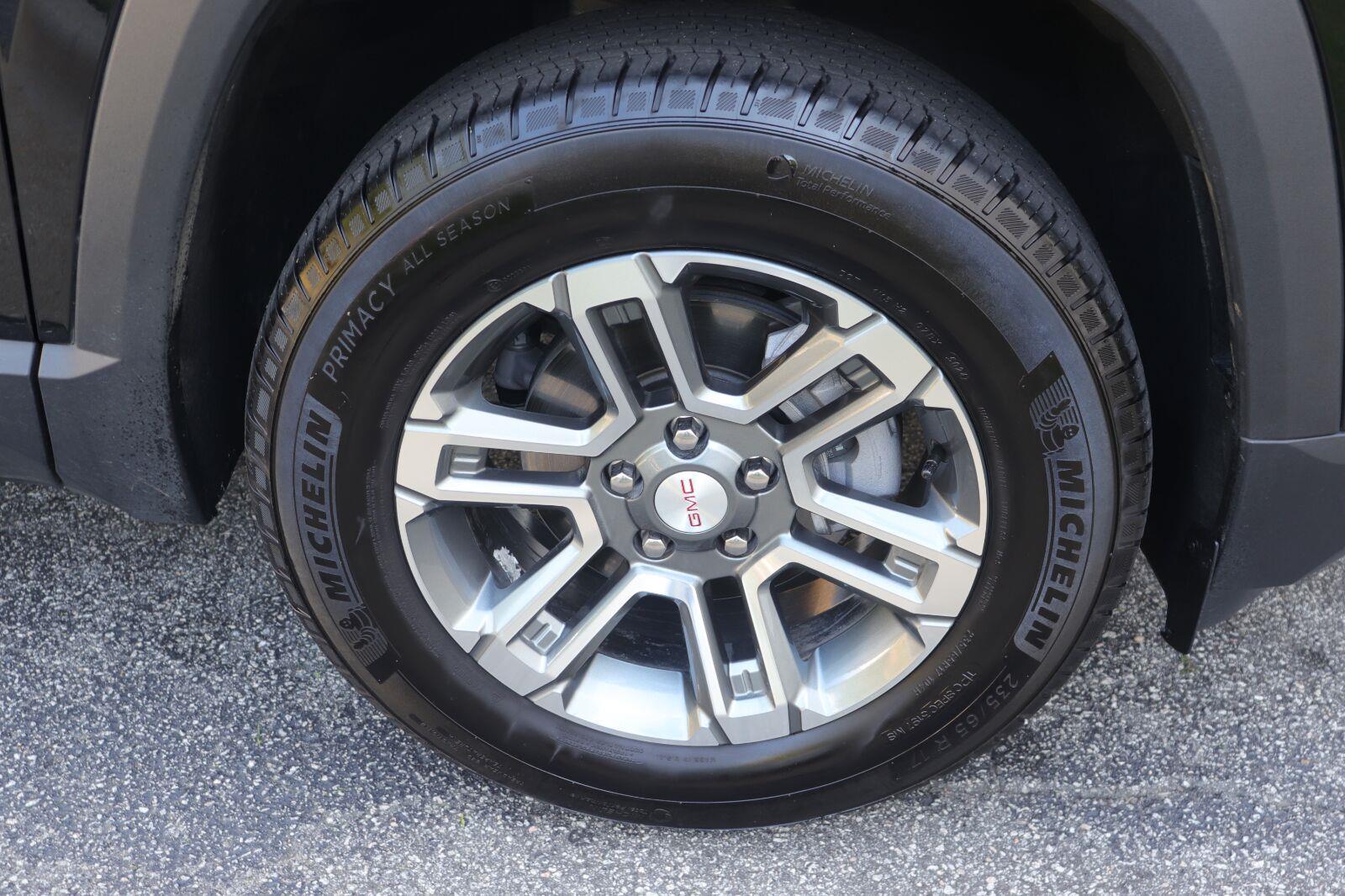 Used 2025 GMC Terrain SUV