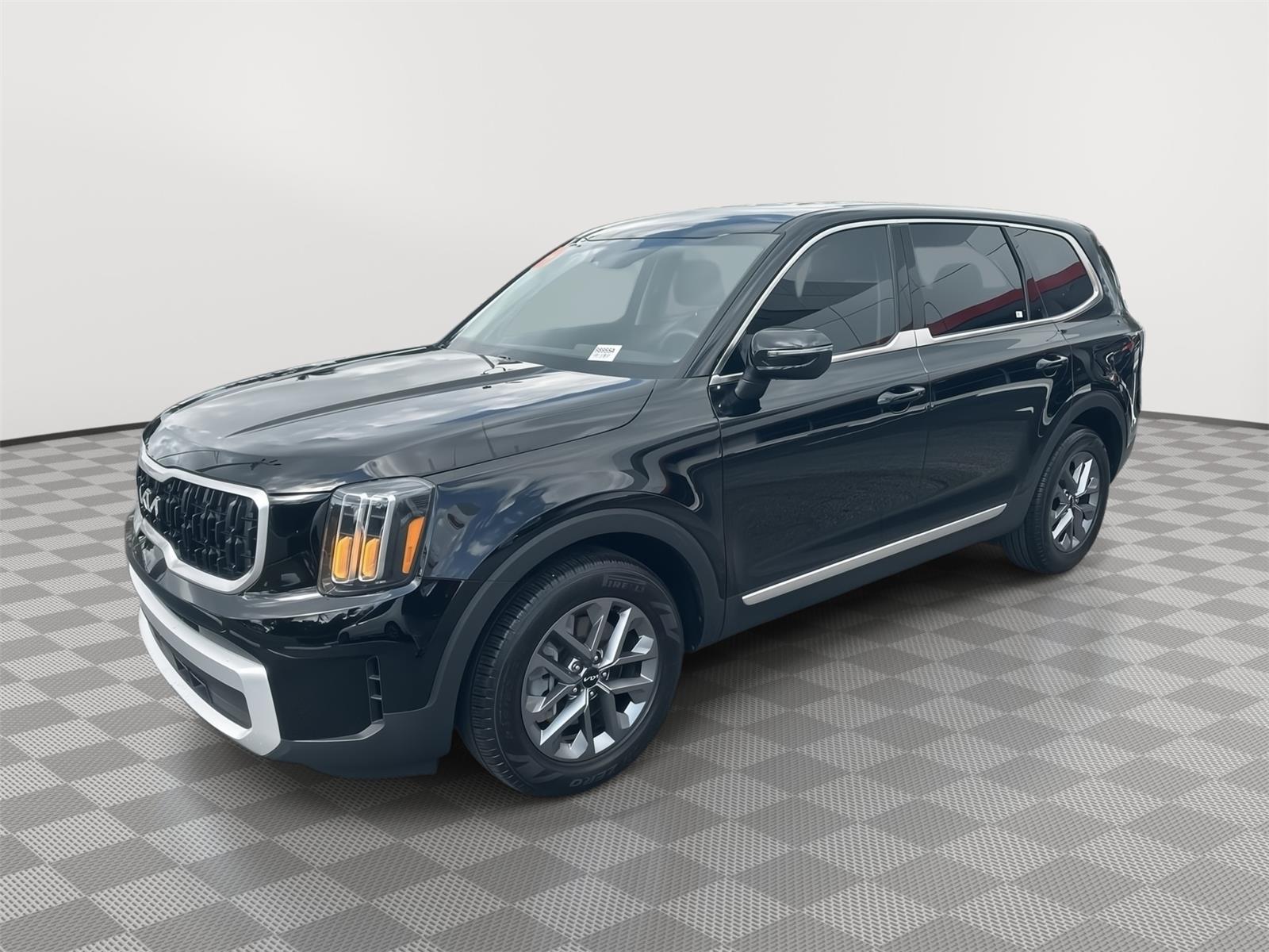 2024 Kia Telluride LX FWD
